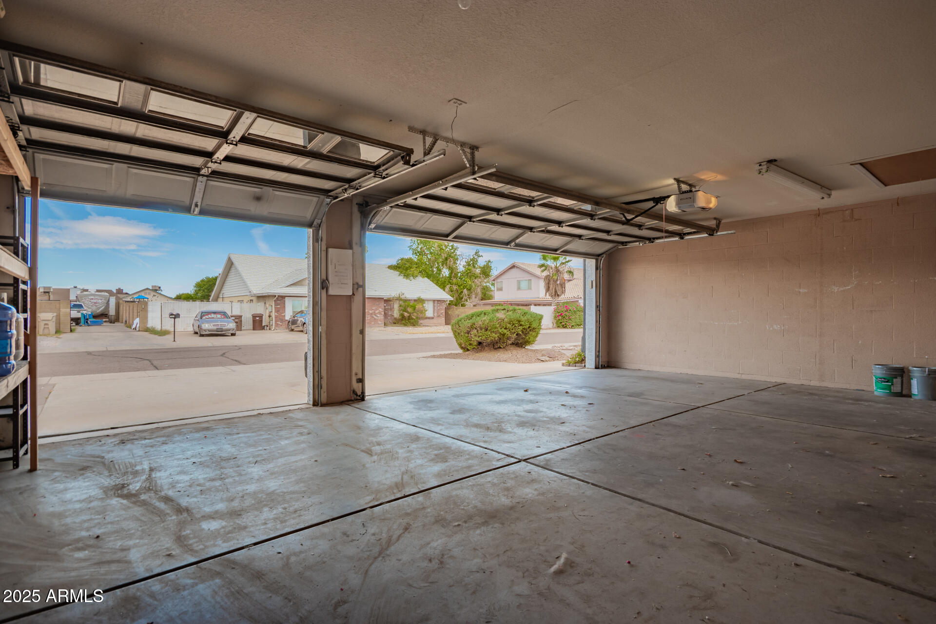 8666 W GREENBRIAN Drive