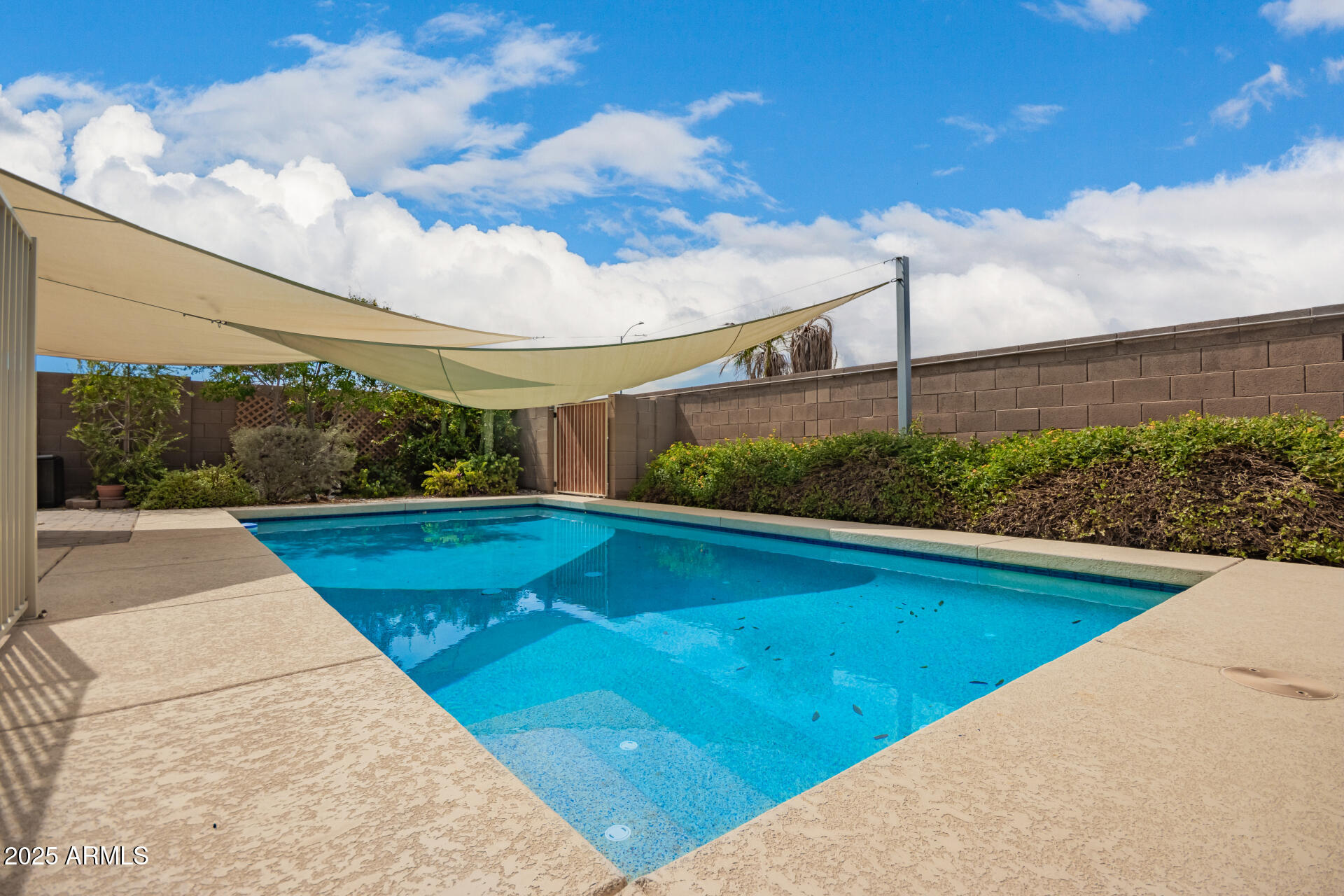 8666 W GREENBRIAN Drive
