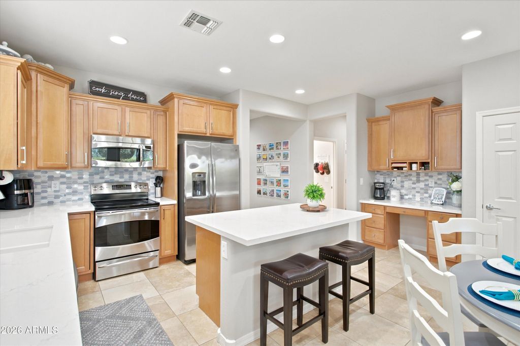 Photo of 21300 N 262nd Drive, Buckeye, AZ 85396 (MLS # 7044898)