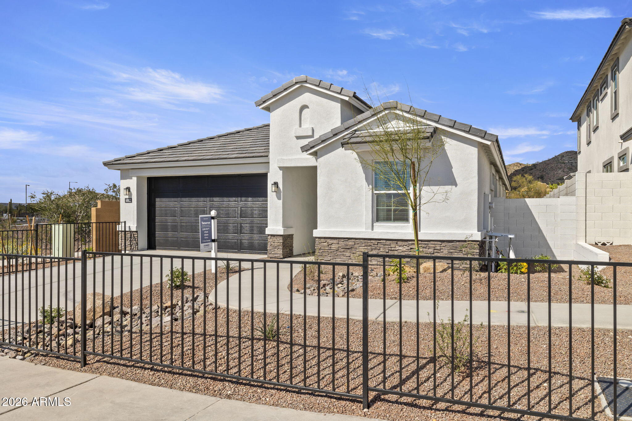 6802 W Spur Drive