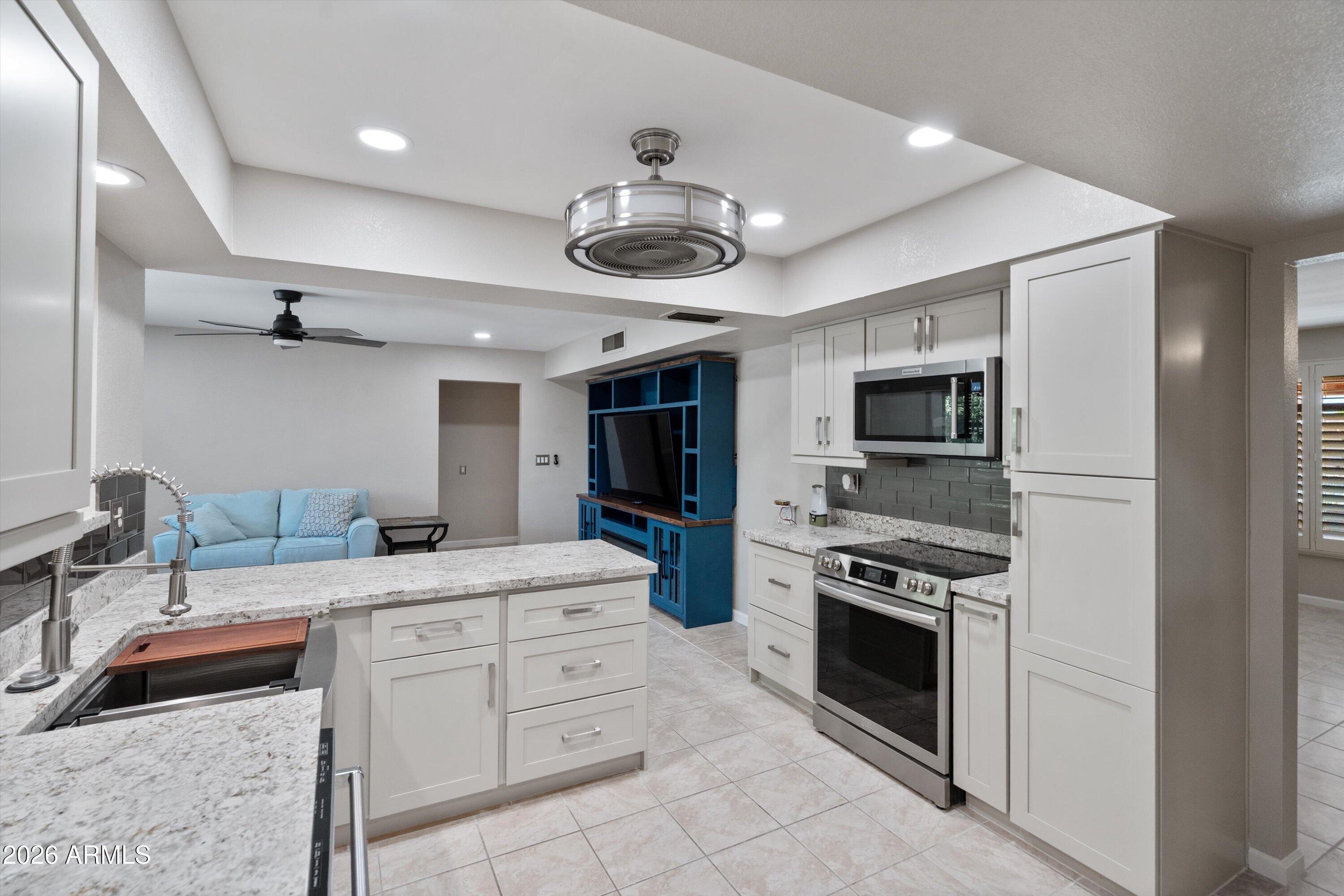 13226 W POMEGRANATE Drive