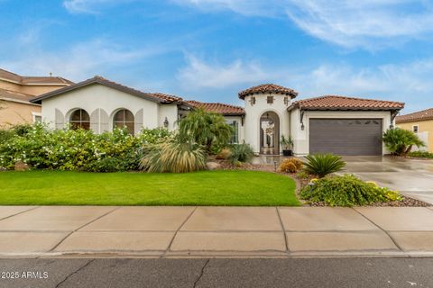 411 E CRESCENT Place Chandler AZ 85249