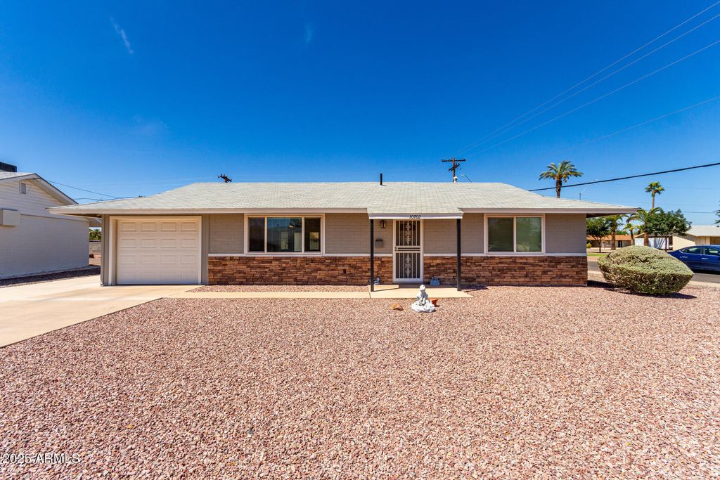 Photo of 10702 W Hope Drive, Sun City, AZ 85351 (MLS # 6902037)