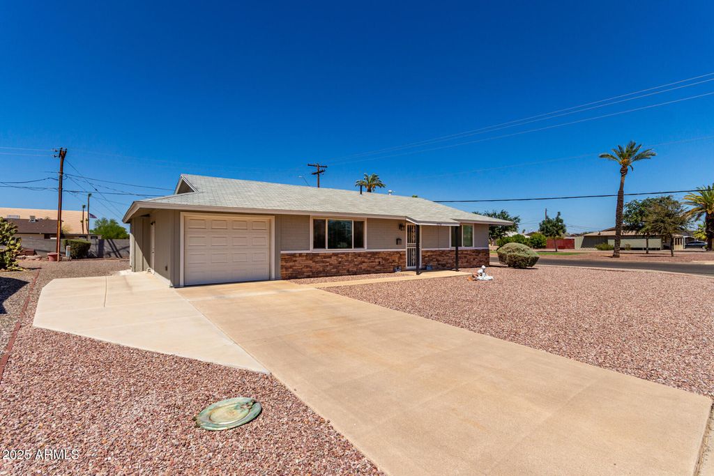 Photo of 10702 W Hope Drive, Sun City, AZ 85351 (MLS # 6902037)