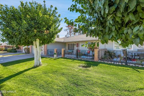 10825 W CARON Drive Sun City AZ 85351