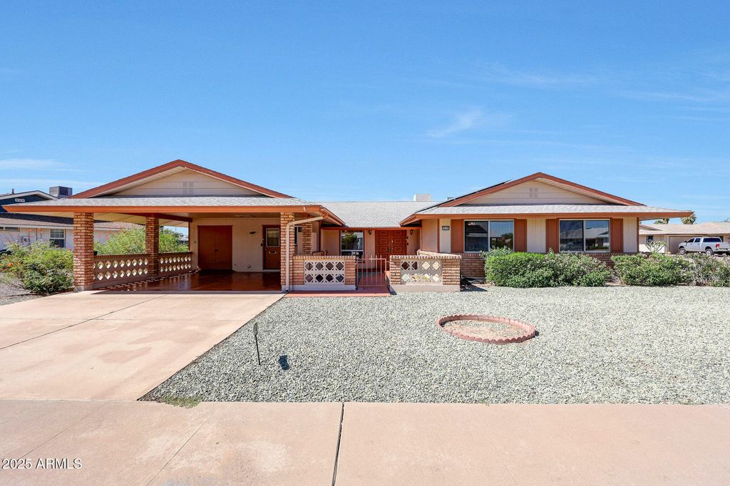 Photo of 10326 W Caron Drive, Sun City, AZ 85351 (MLS # 6930851)