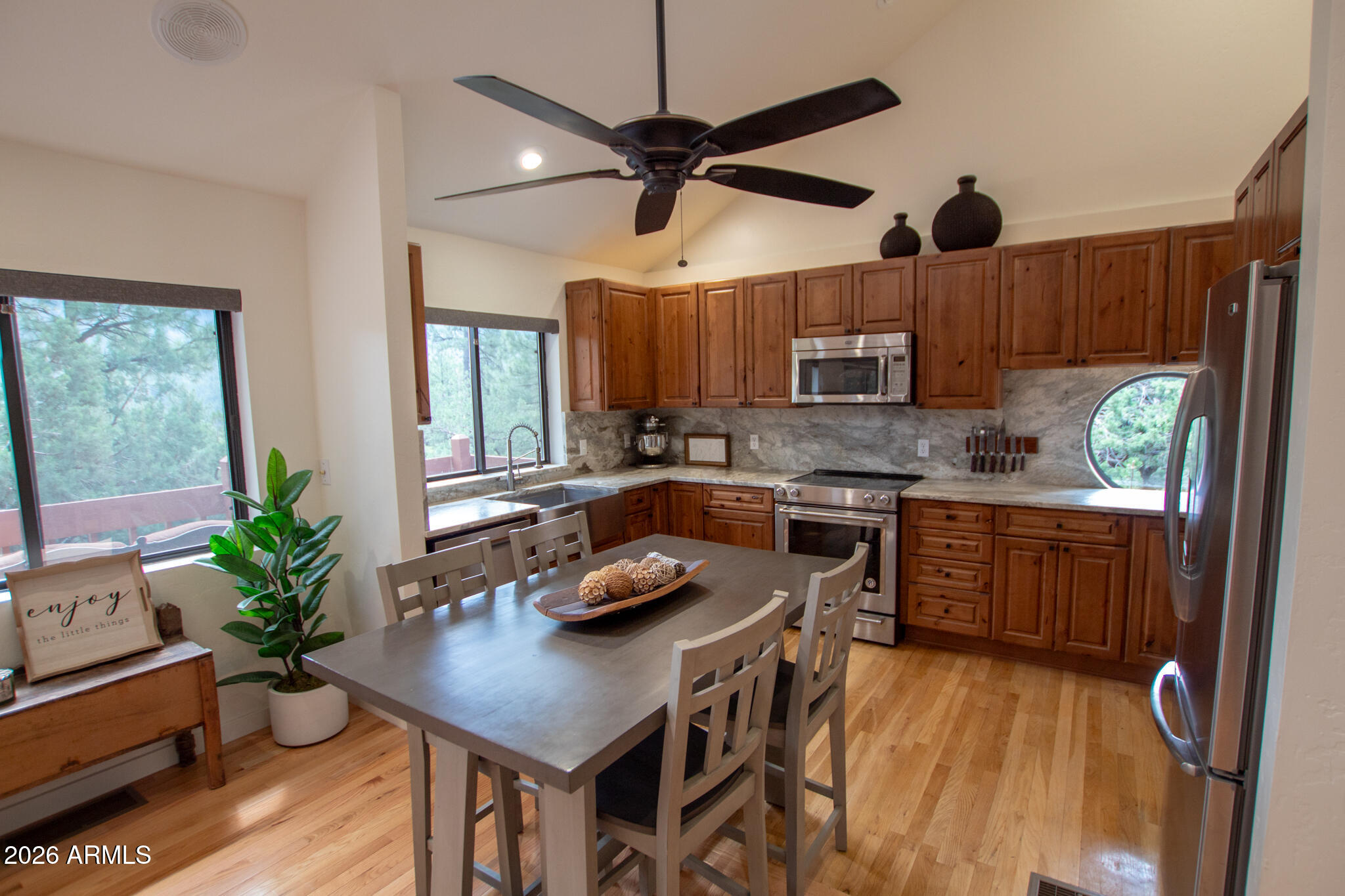 5120 N JUNIPER Loop