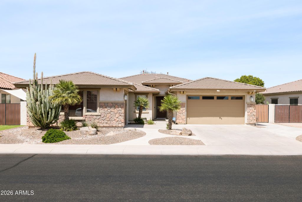Photo of 372 W Aster Drive, Chandler, AZ 85248 (MLS # 7018596)