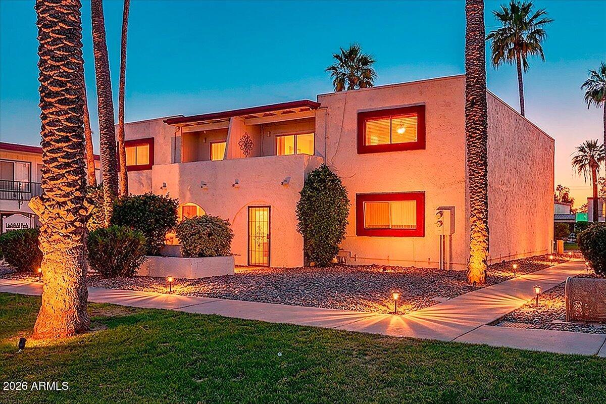 240 S OLD LITCHFIELD Road 202