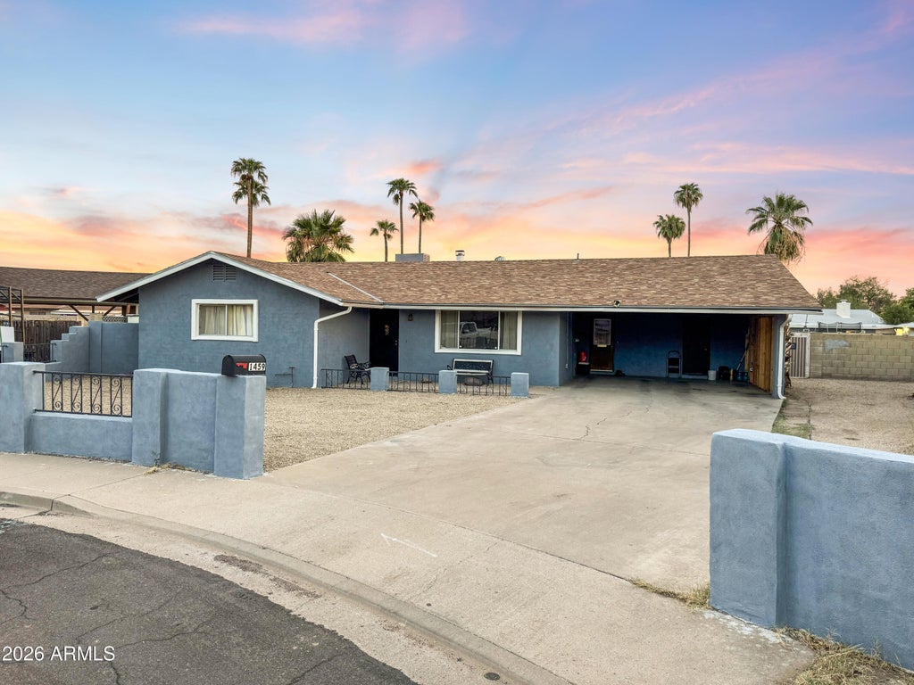 Photo of 1459 W Bentley Street, Mesa, AZ 85201 (MLS # 7087327)