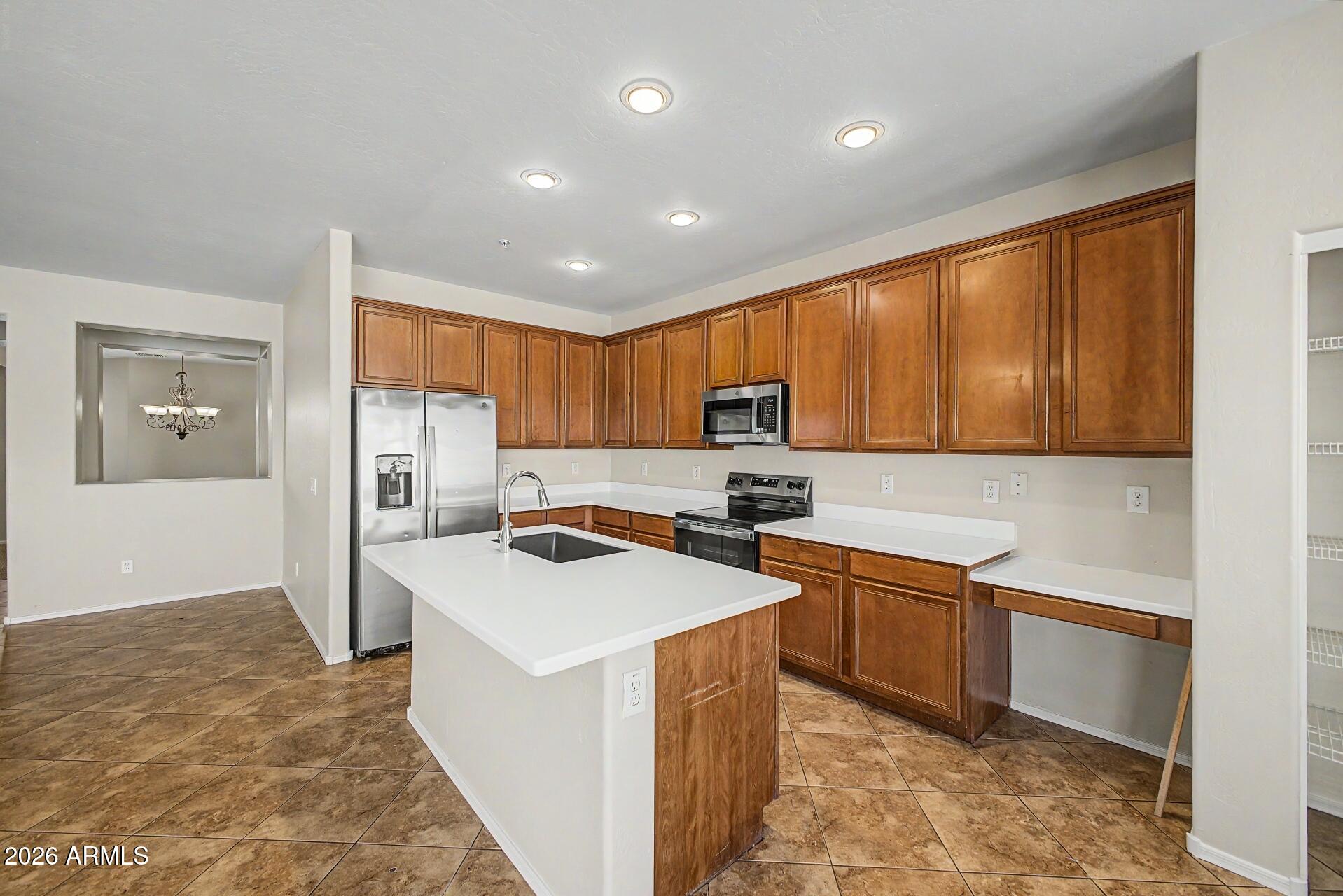 LAVEEN RANCH AMD - Residential