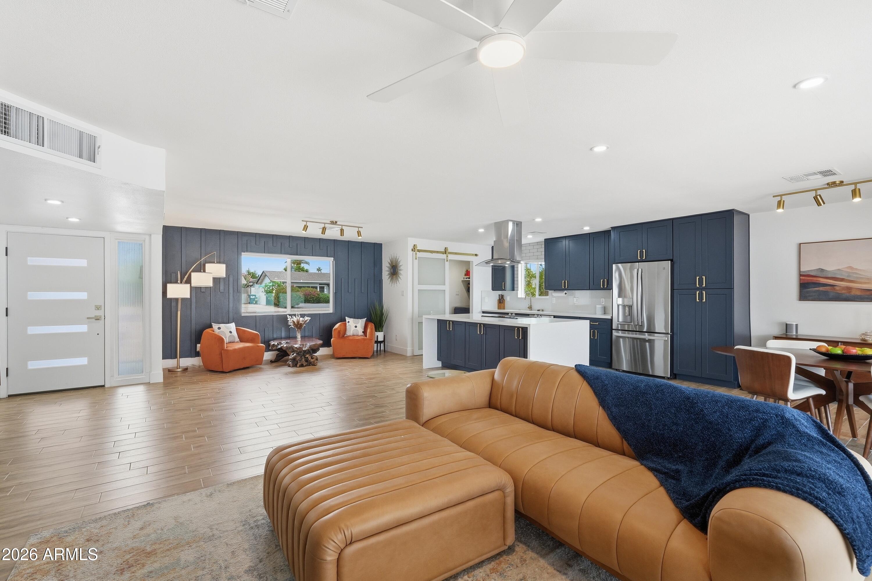 8607 E JACKRABBIT Road