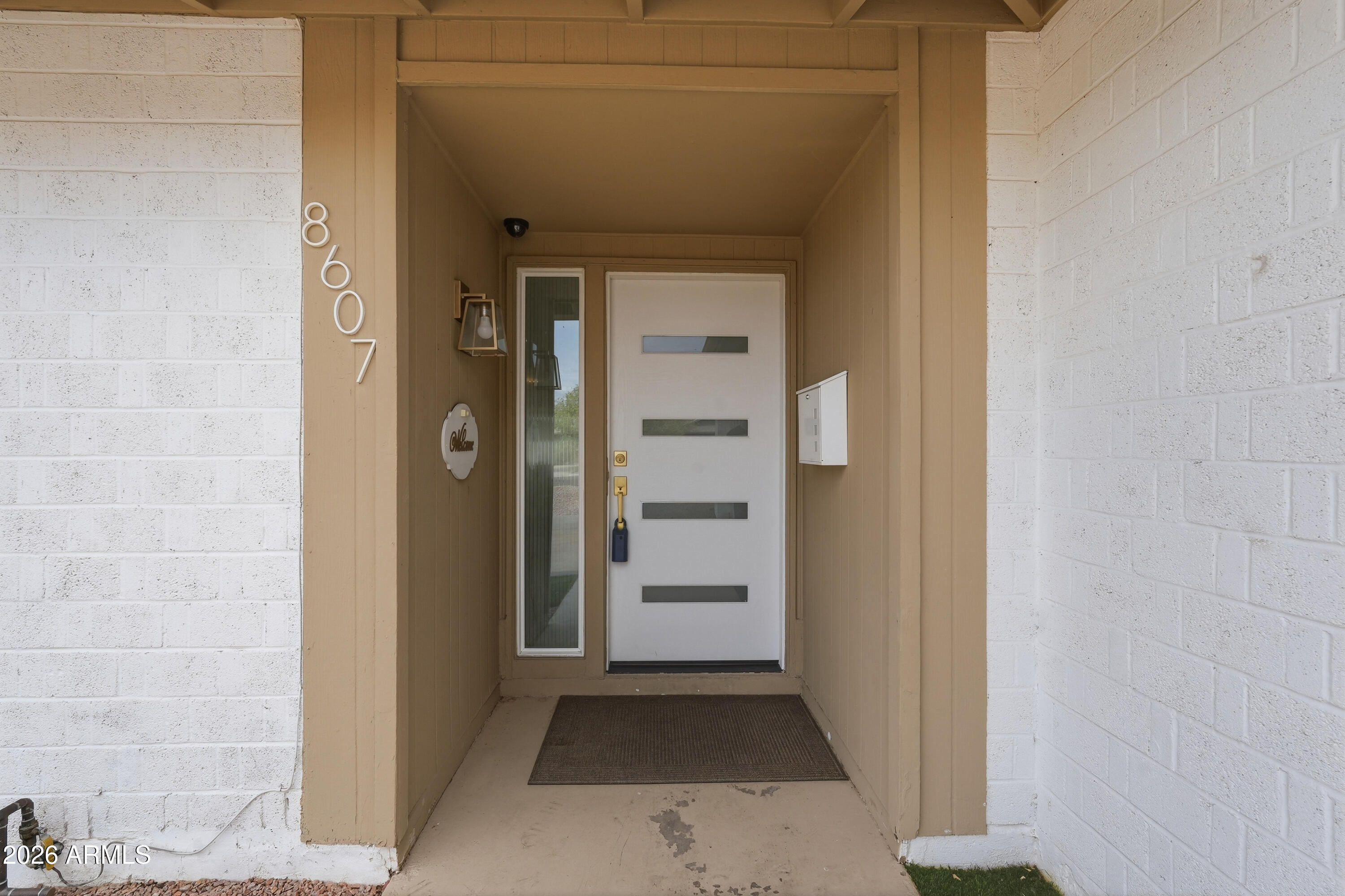 8607 E JACKRABBIT Road