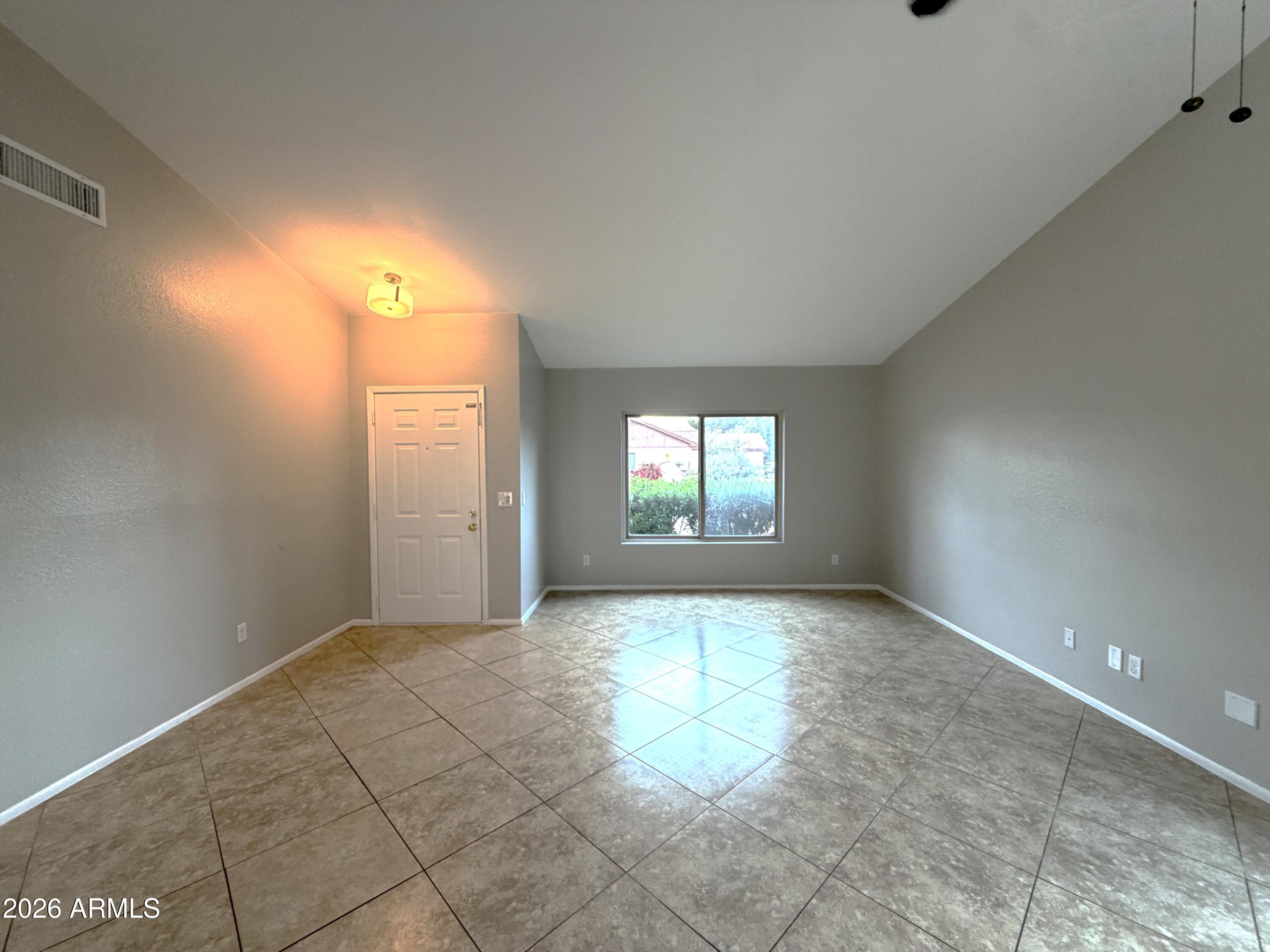 1139 N GRANITE Street