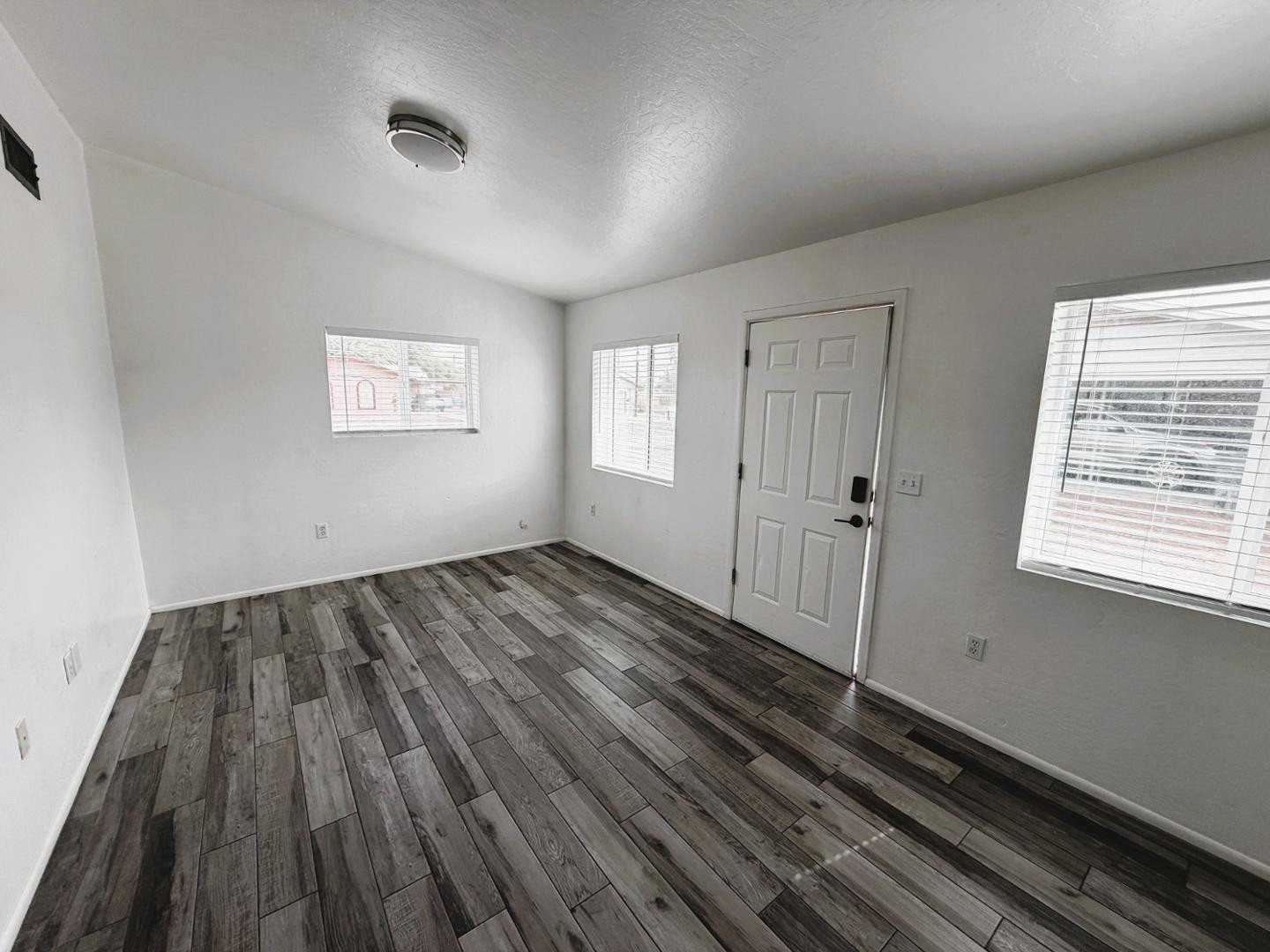 290 N HAMILTON Street Apt 4