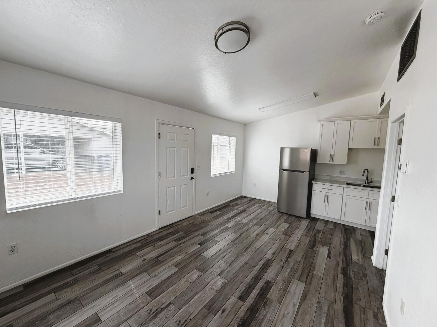 290 N HAMILTON Street Apt 4