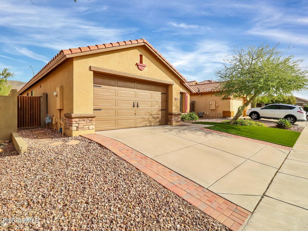 Photo of 41404 N Yorktown Court, Anthem, AZ 85086 (MLS # 6948354)