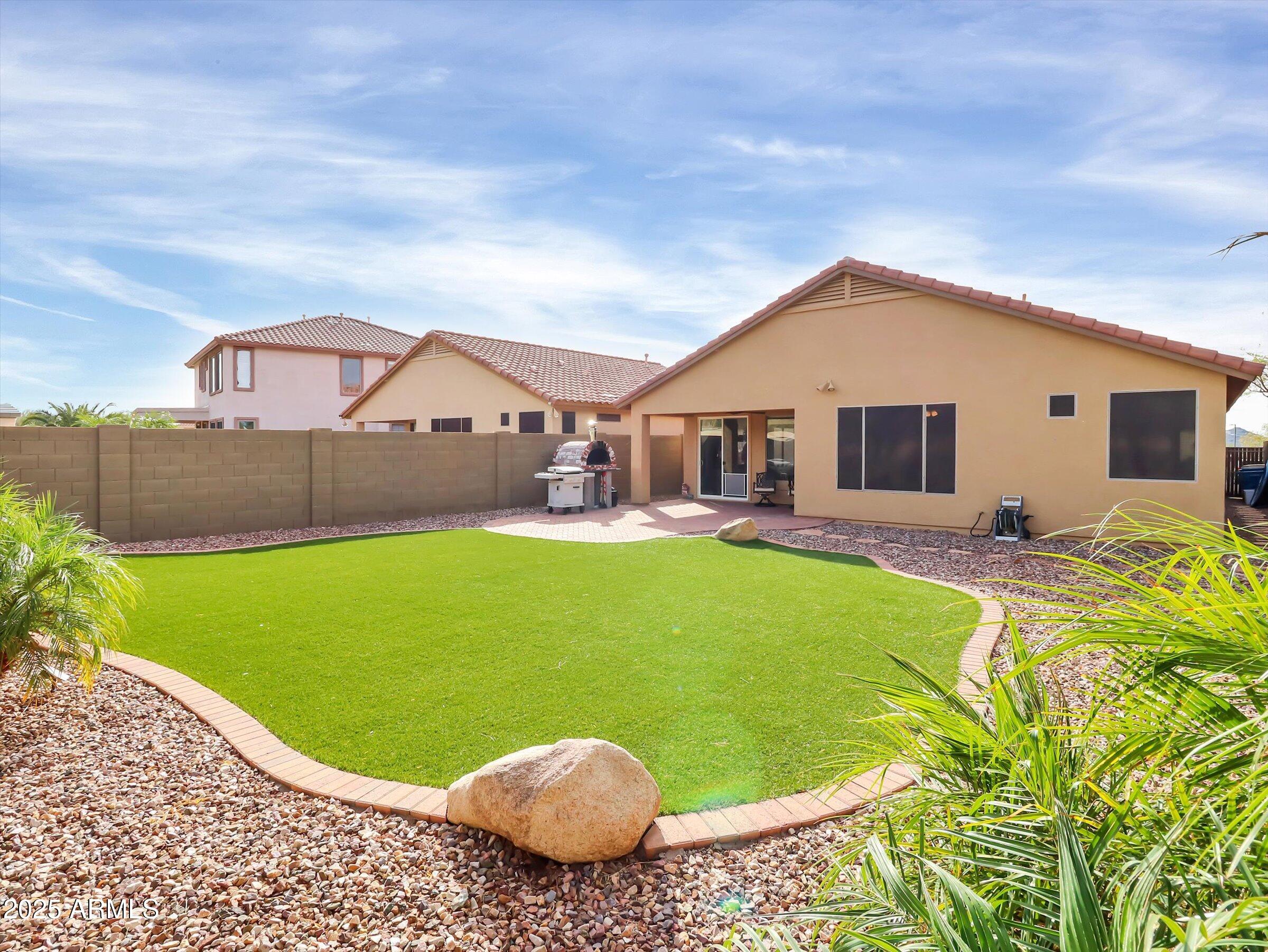 41404 N YORKTOWN Court