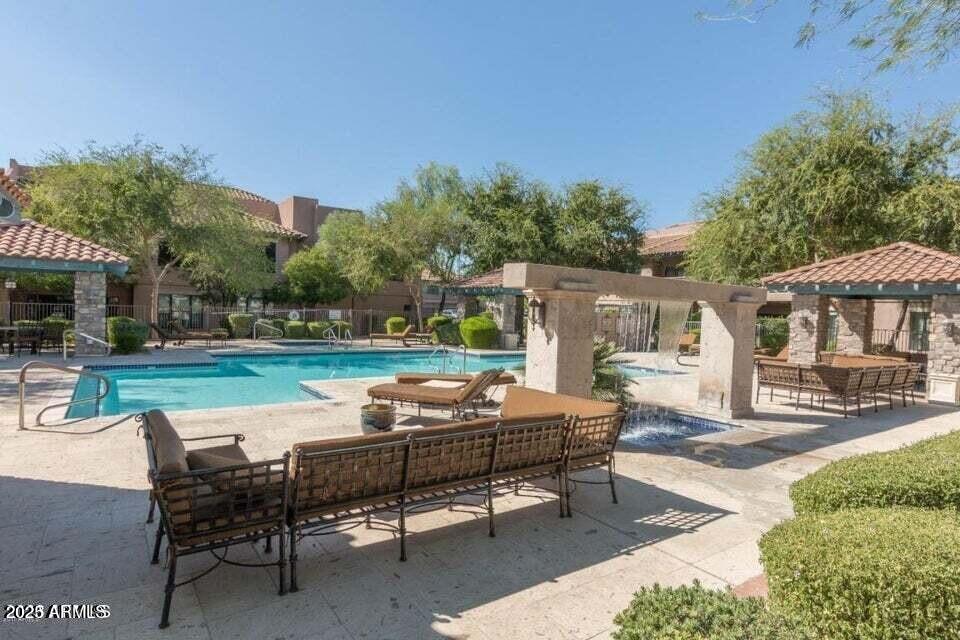 20660 N 40TH Street 2136