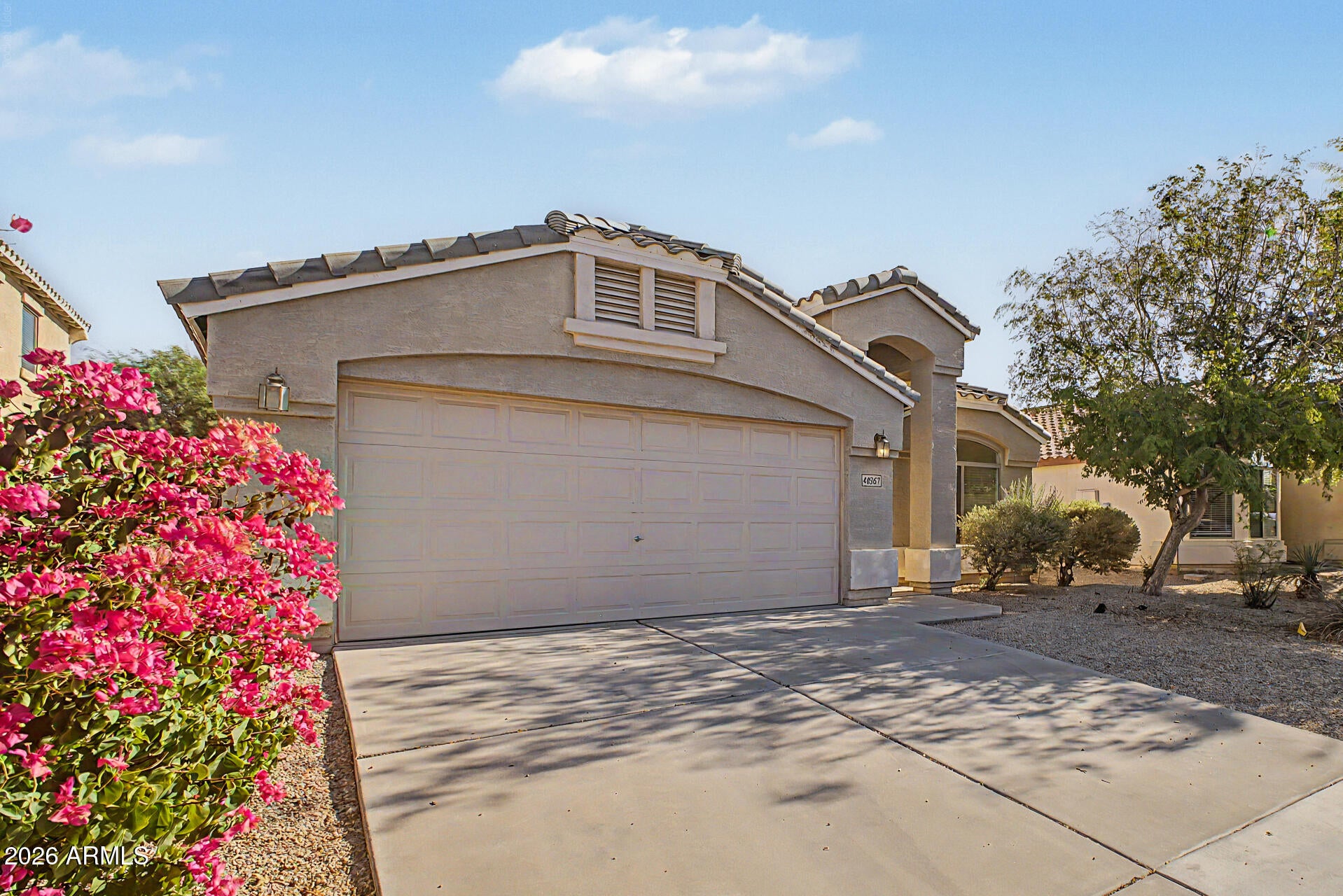40367 W ROBBINS Drive