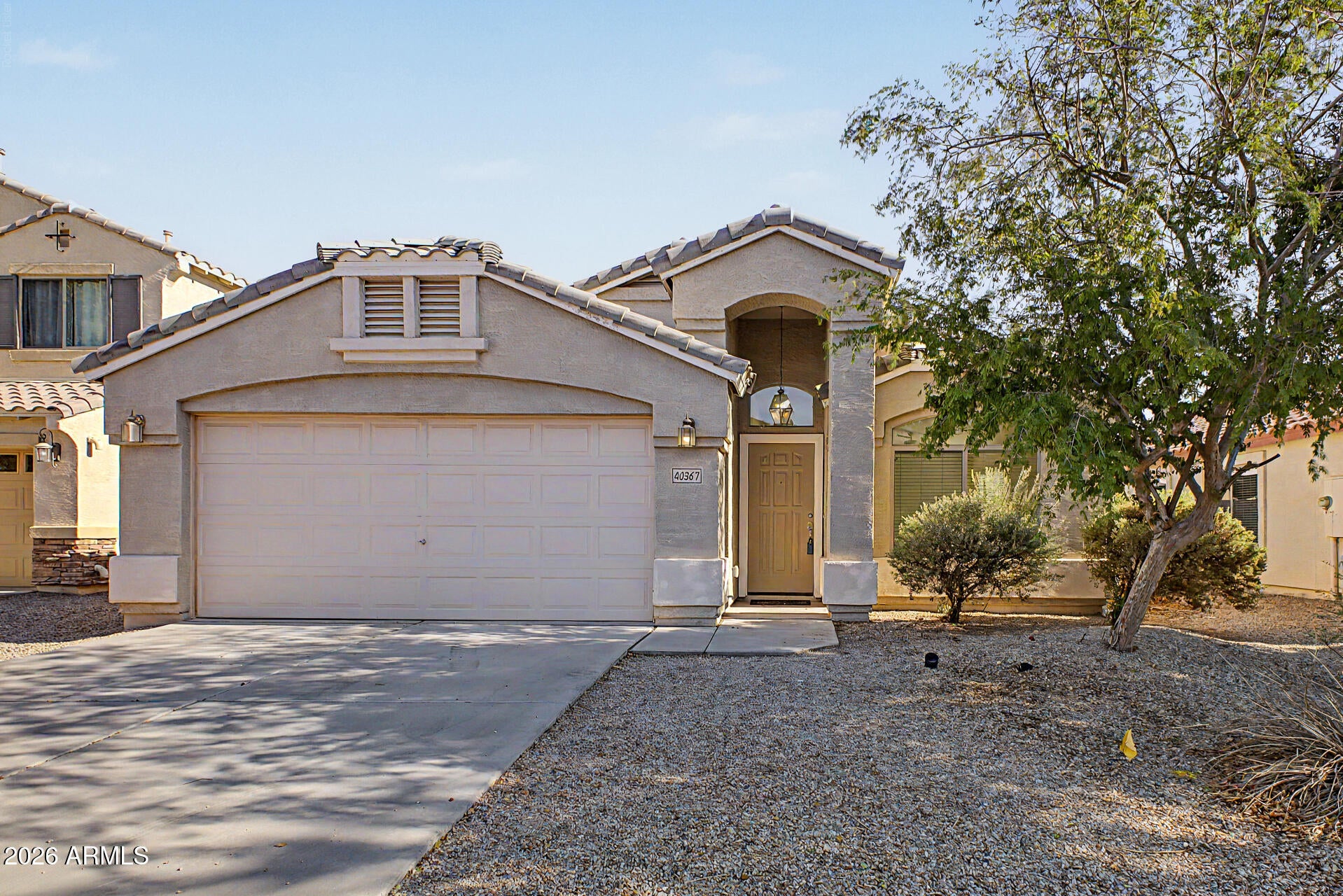 40367 W ROBBINS Drive
