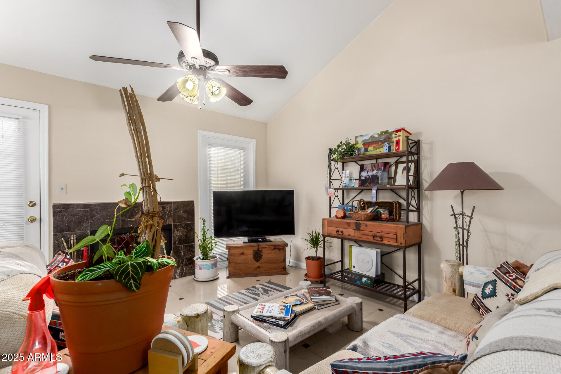 1222 W BASELINE Road 129