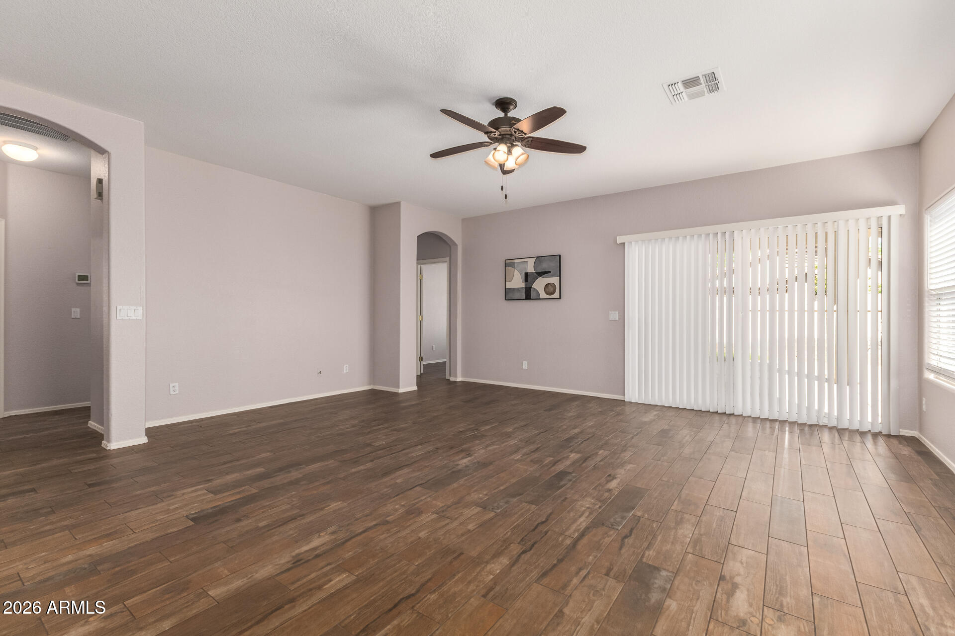 3752 E THUNDERHEART Trail