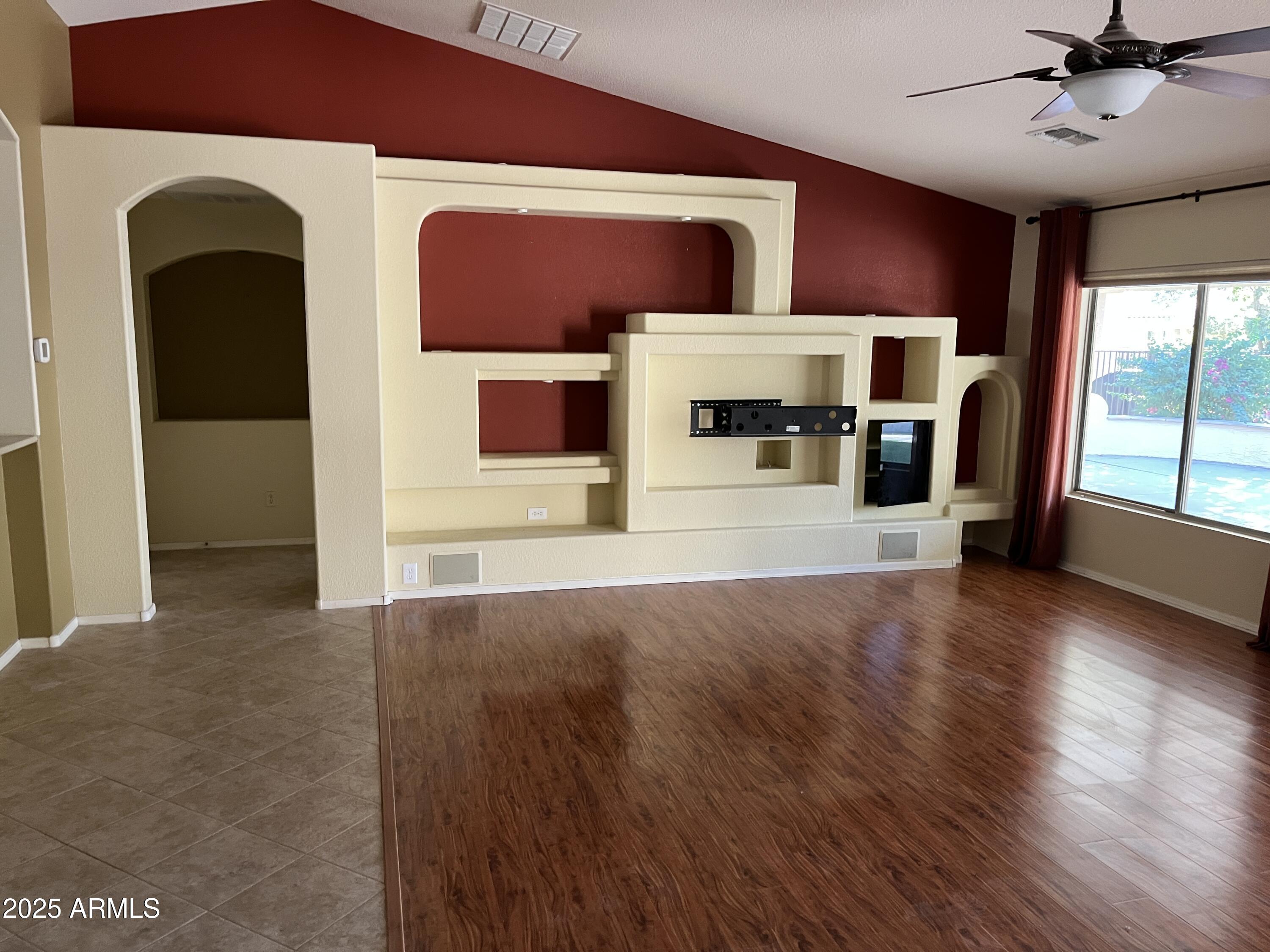 16157 W FAIRMOUNT Avenue