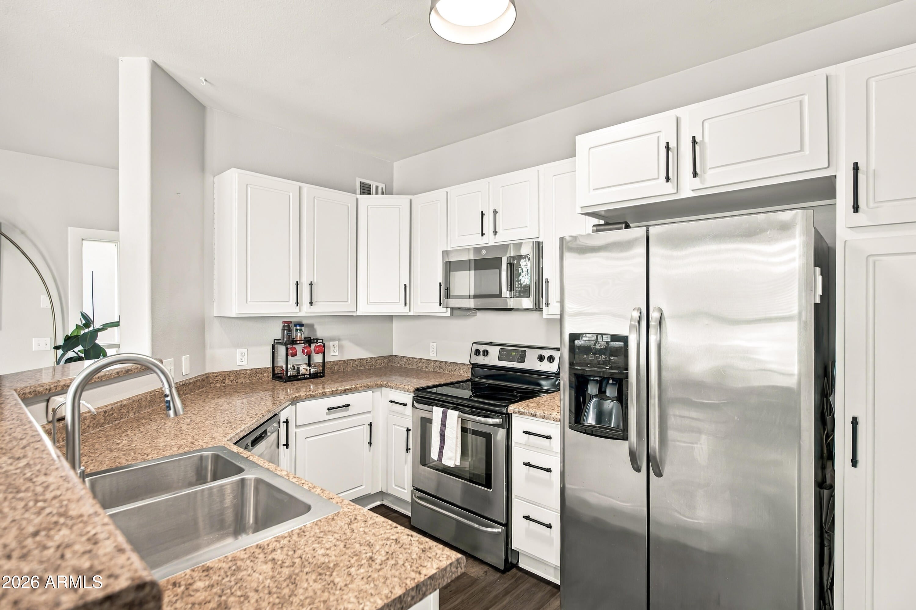 9550 E THUNDERBIRD Road 243