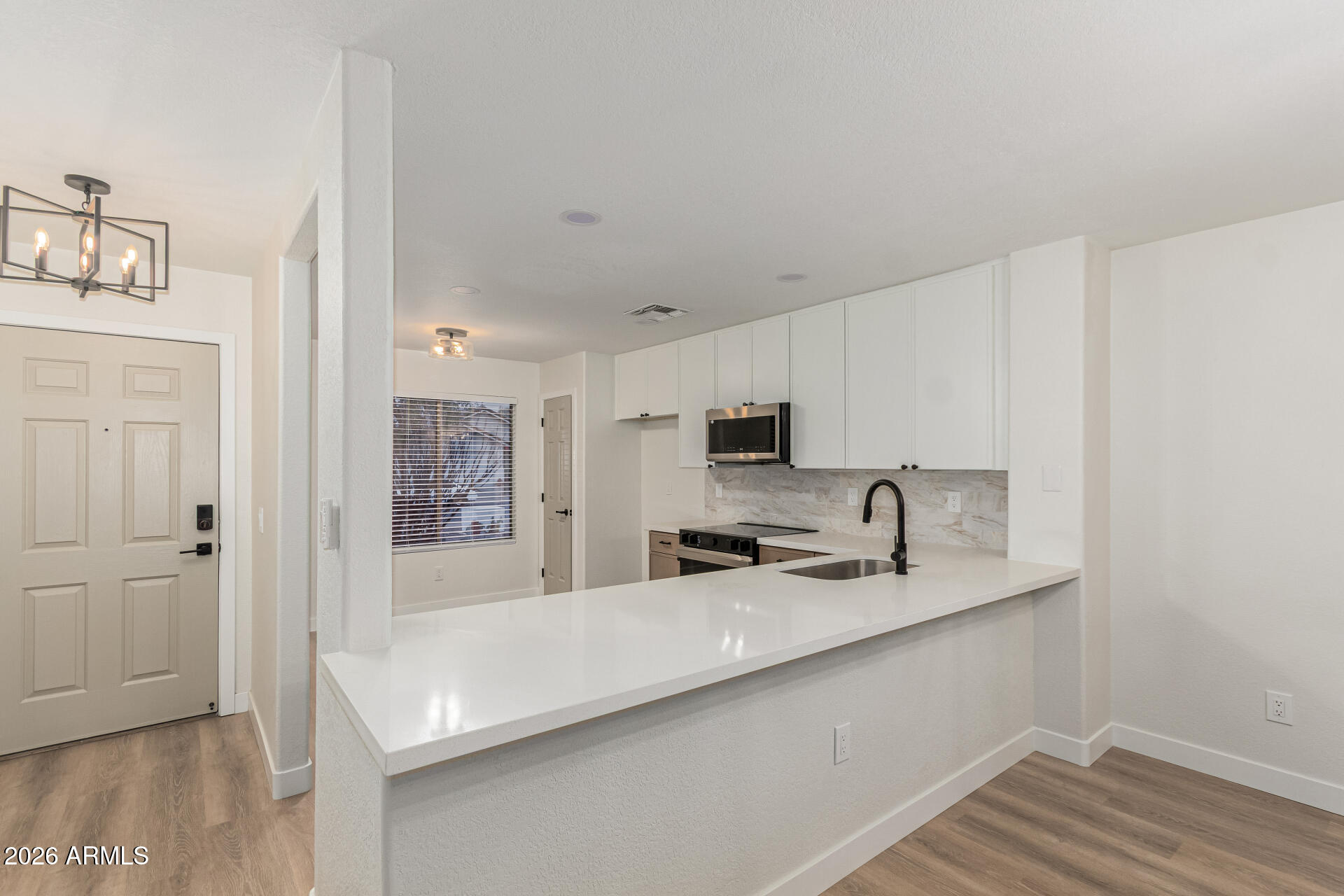 10503 E ARCADIA Avenue