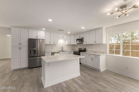 7103 W VOGEL Avenue Peoria AZ 85345