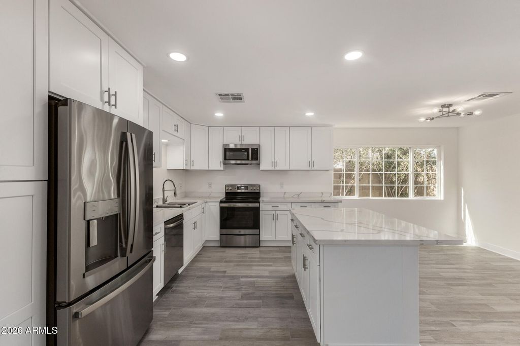 Photo of 7103 W Vogel Avenue, Peoria, AZ 85345 (MLS # 6991899)