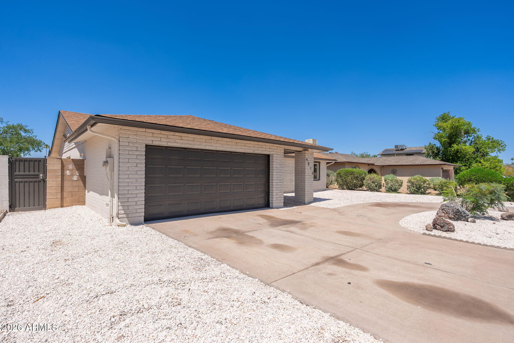 4816 W COCHISE Drive