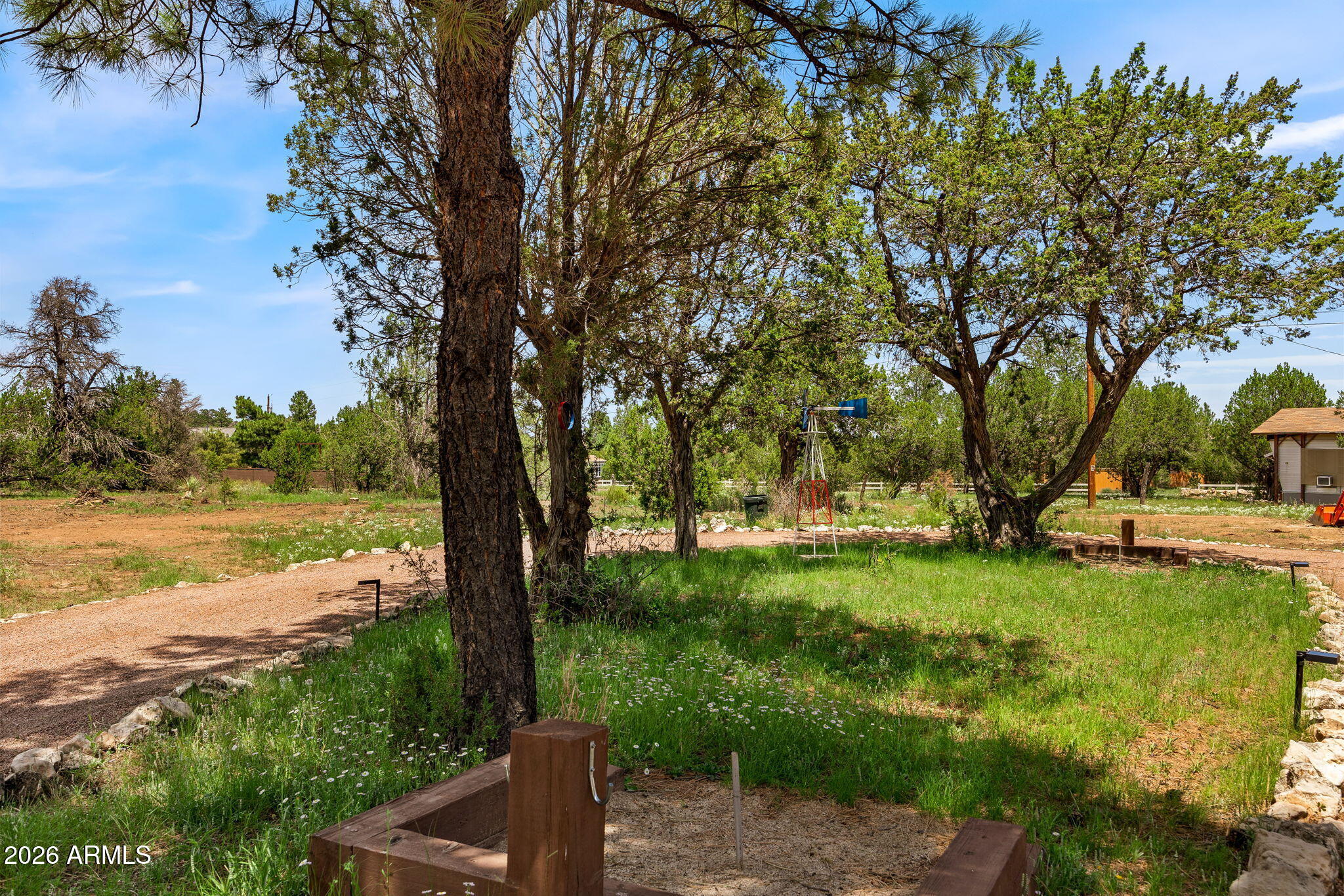 3351 APACHE Drive --