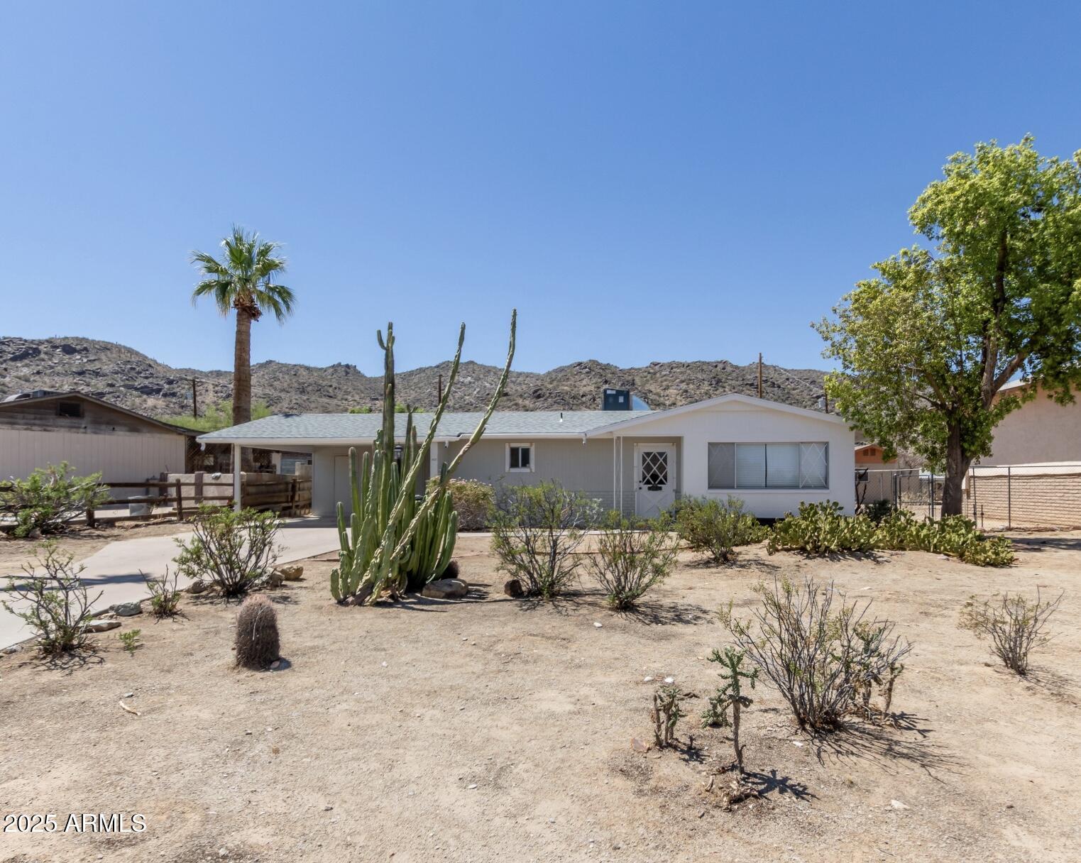 1413 E DOBBINS Road