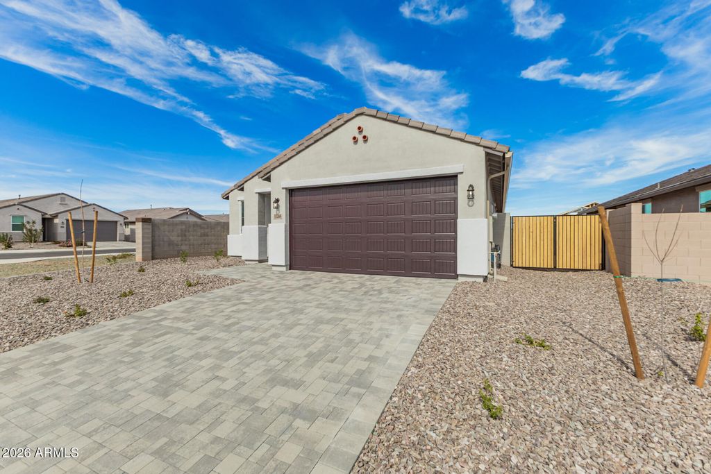 Photo of 13268 W Ranch Gate Road, Peoria, AZ 85383 (MLS # 6992660)