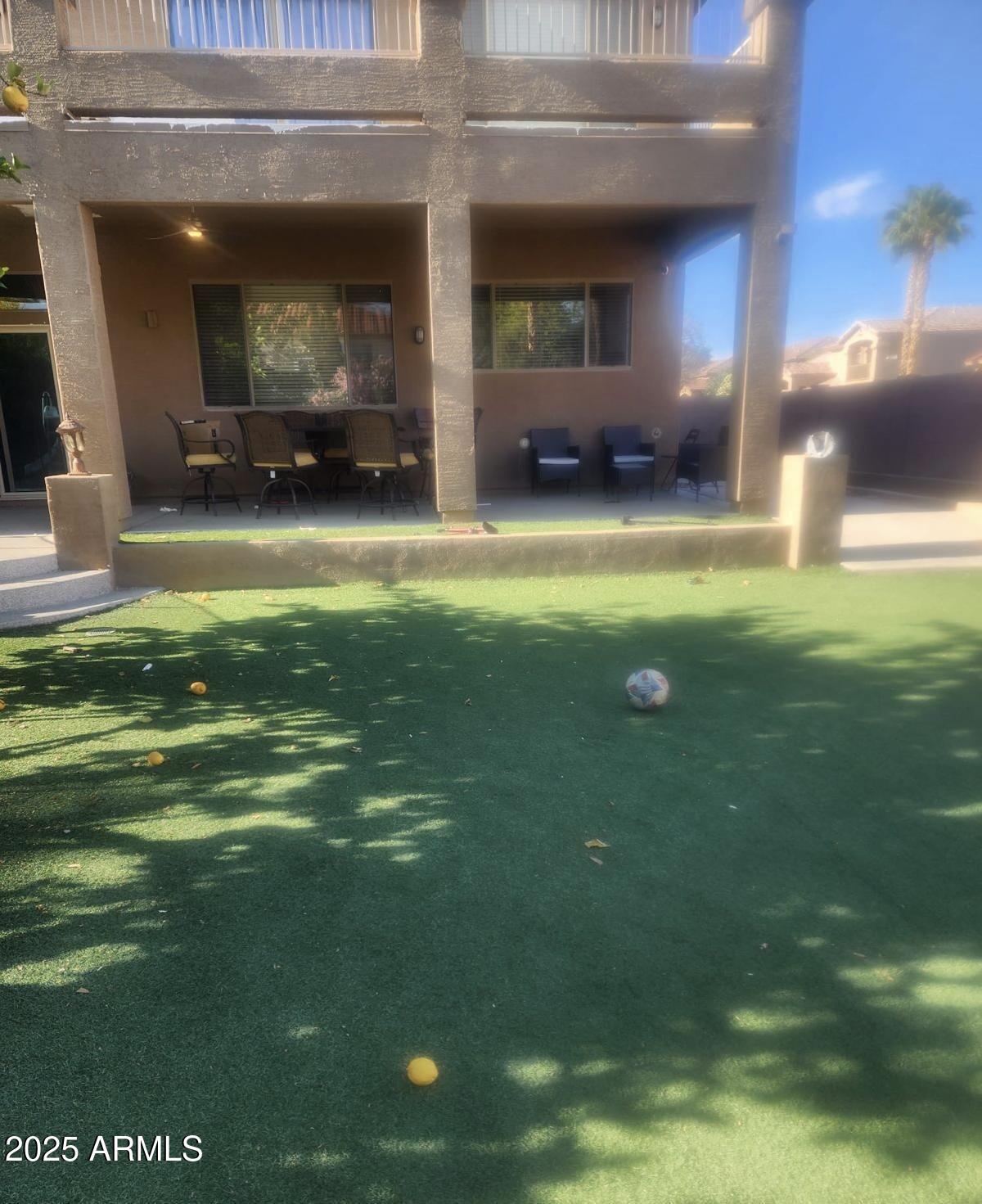 1725 E COCONINO Drive