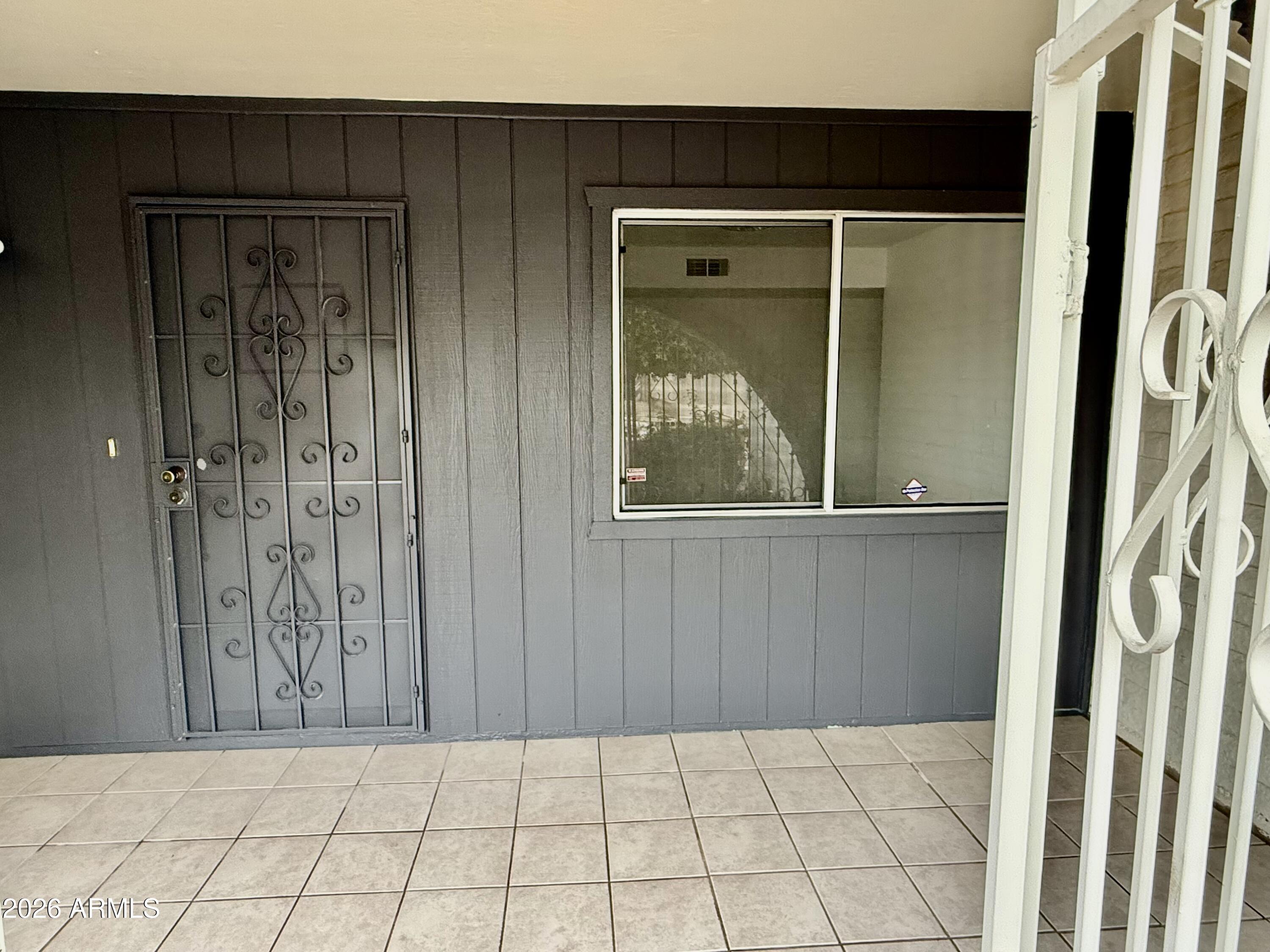 5817 W TIERRA BUENA Lane