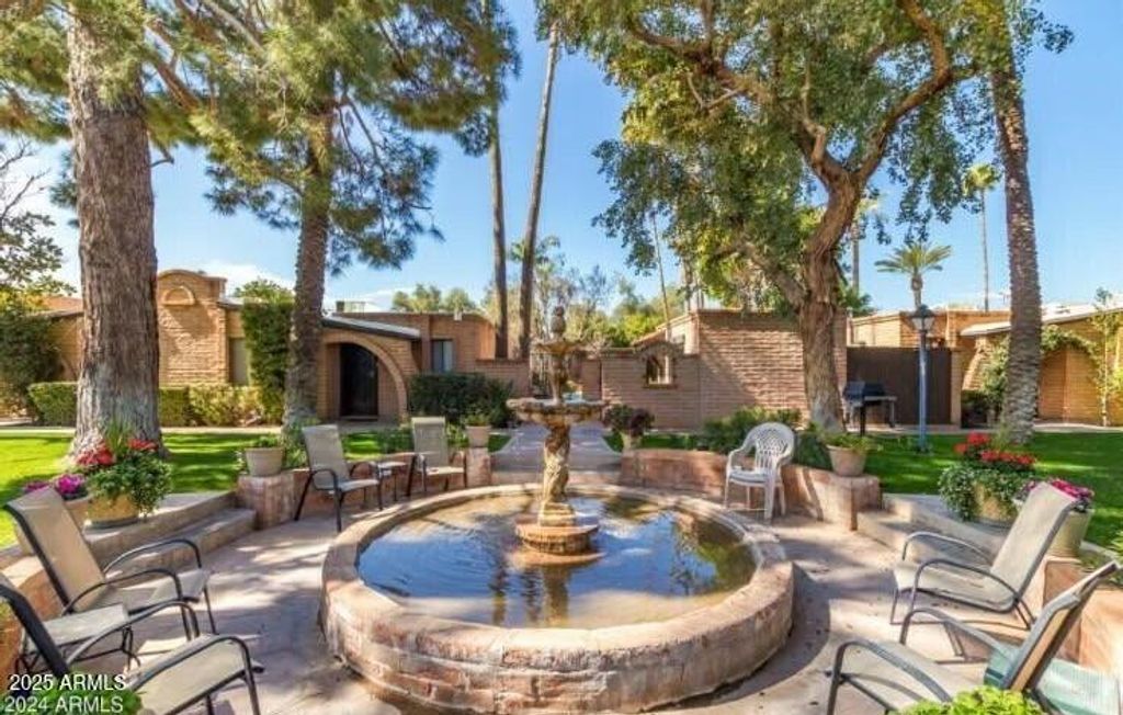 Photo of 3012 N 32nd Street #36, Phoenix, AZ 85018 (MLS # 6998865)