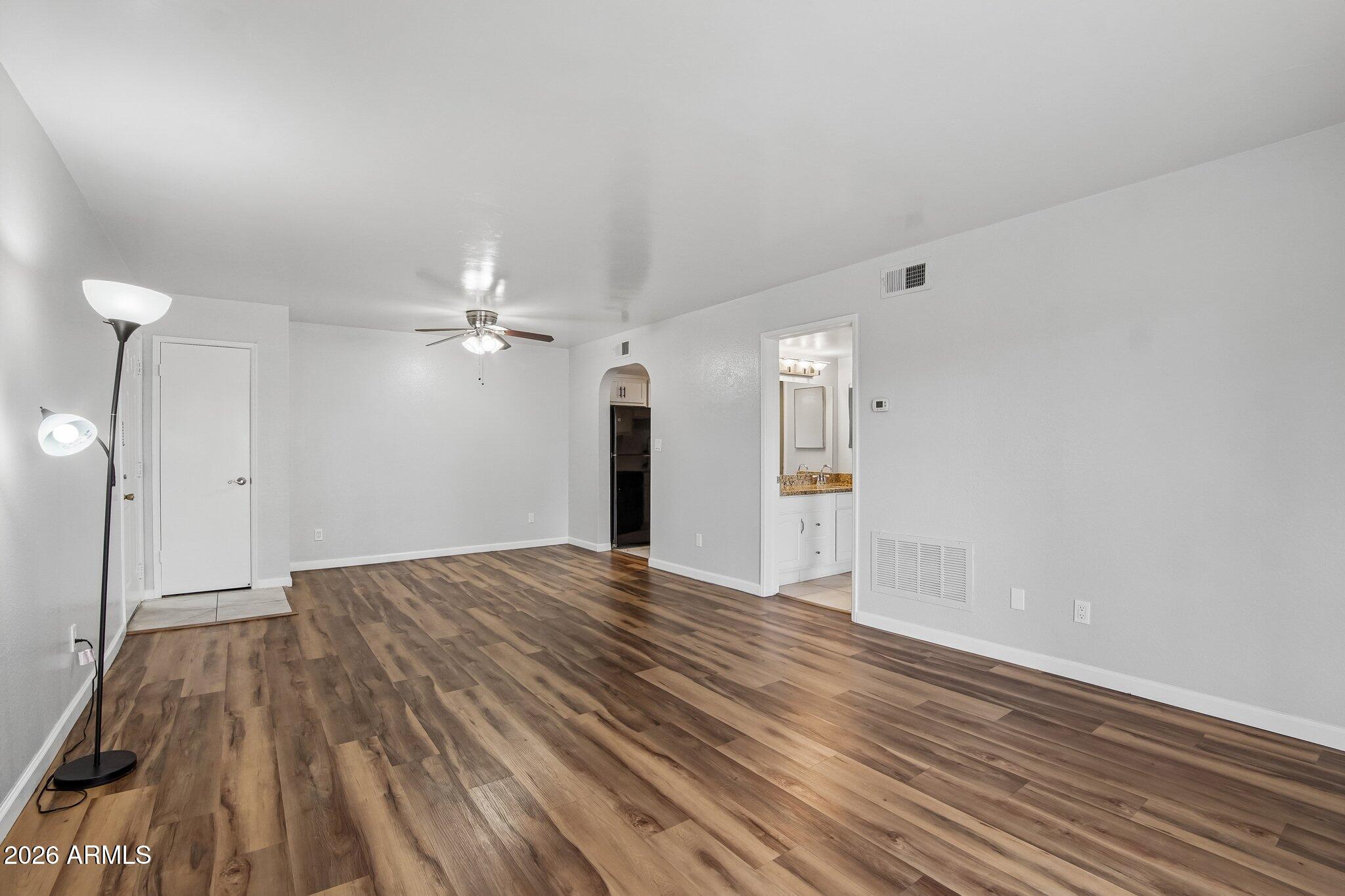 10444 N 69TH Street 206