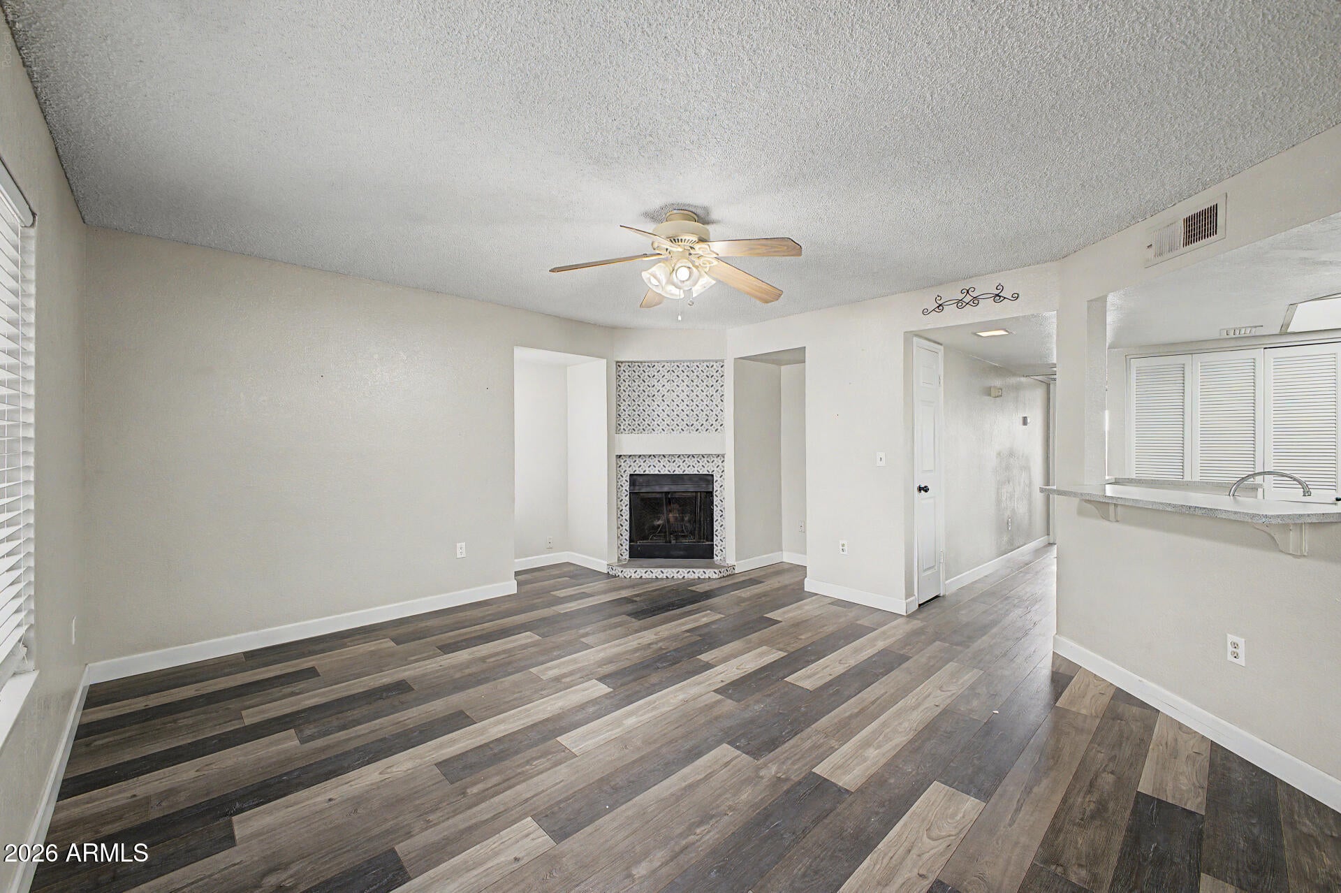 1331 W BASELINE Road 218
