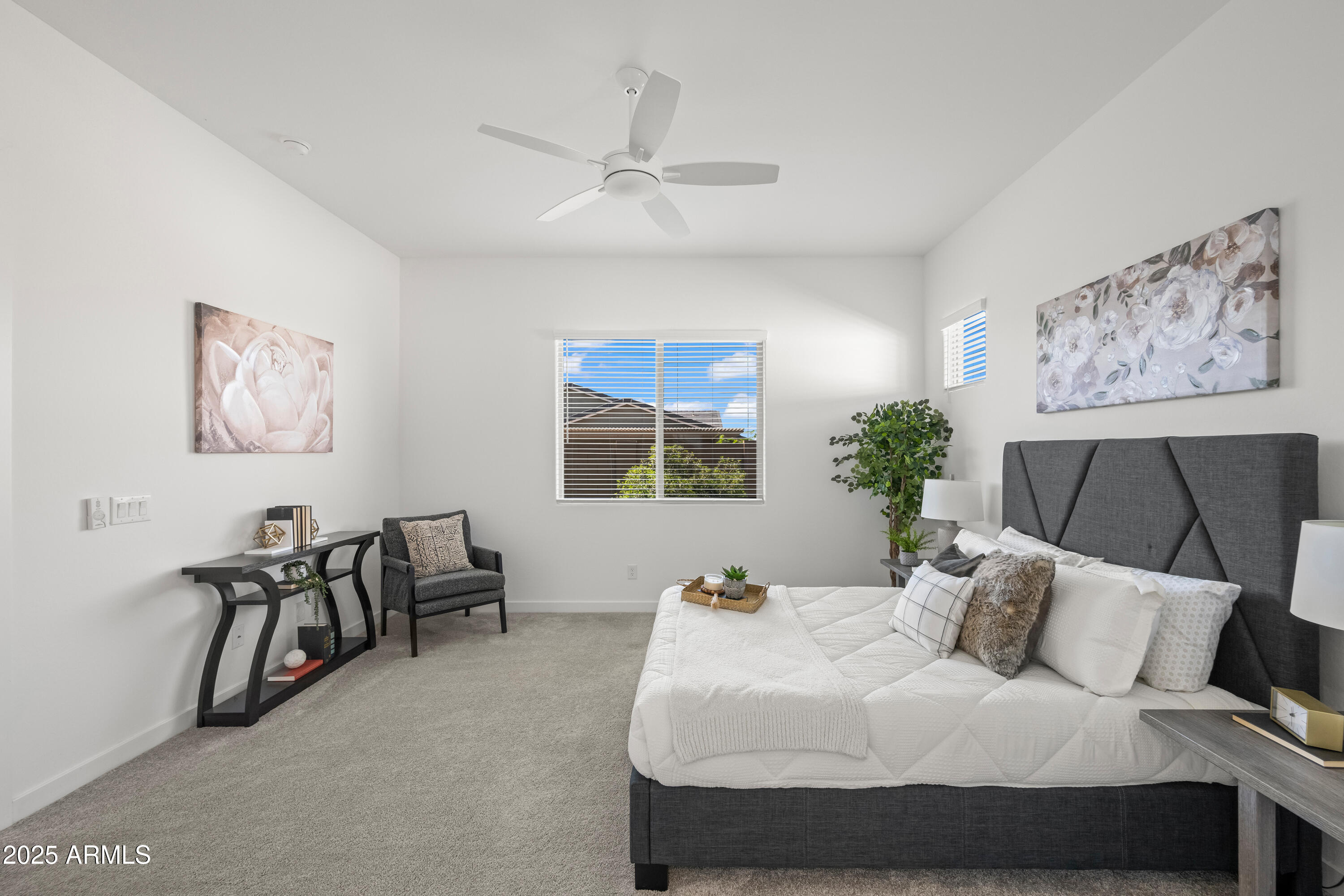 2027 W SLEEPY RANCH Road