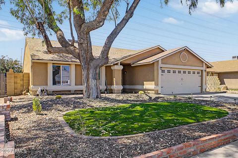 Photo of 21006 N 34th Drive, Phoenix, AZ 85027 (MLS # 7014672)
