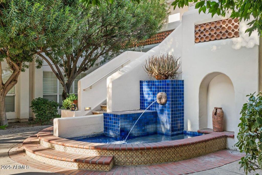 Photo of 5200 S Lakeshore Drive #120, Tempe, AZ 85283 (MLS # 6875290)
