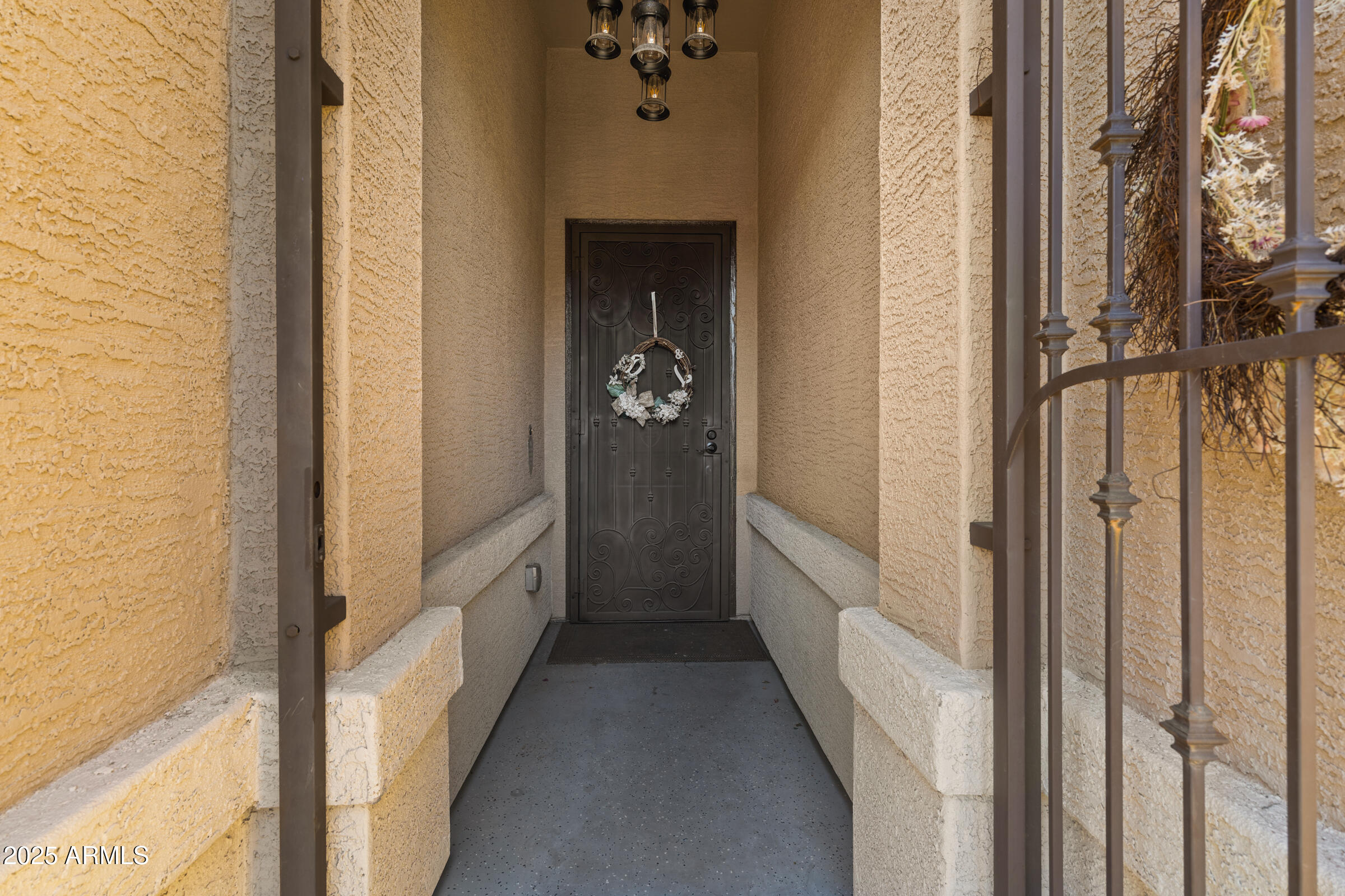 10762 W BRONCO Trail