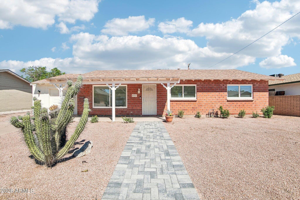 Photo of 8512 E Edgemont Avenue, Scottsdale, AZ 85257 (MLS # 7088510)