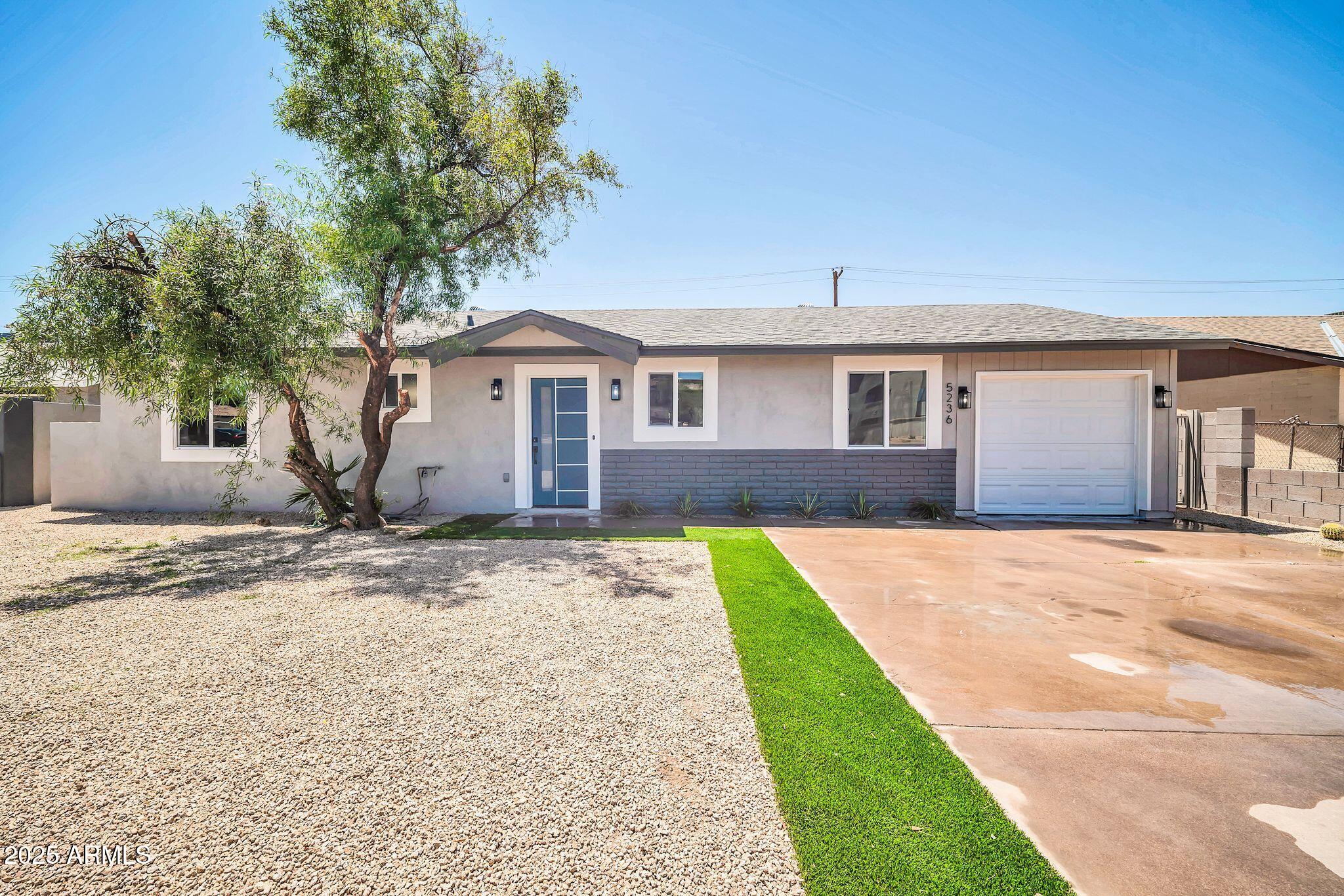 Homes 1 5236 S 19th Avenue
