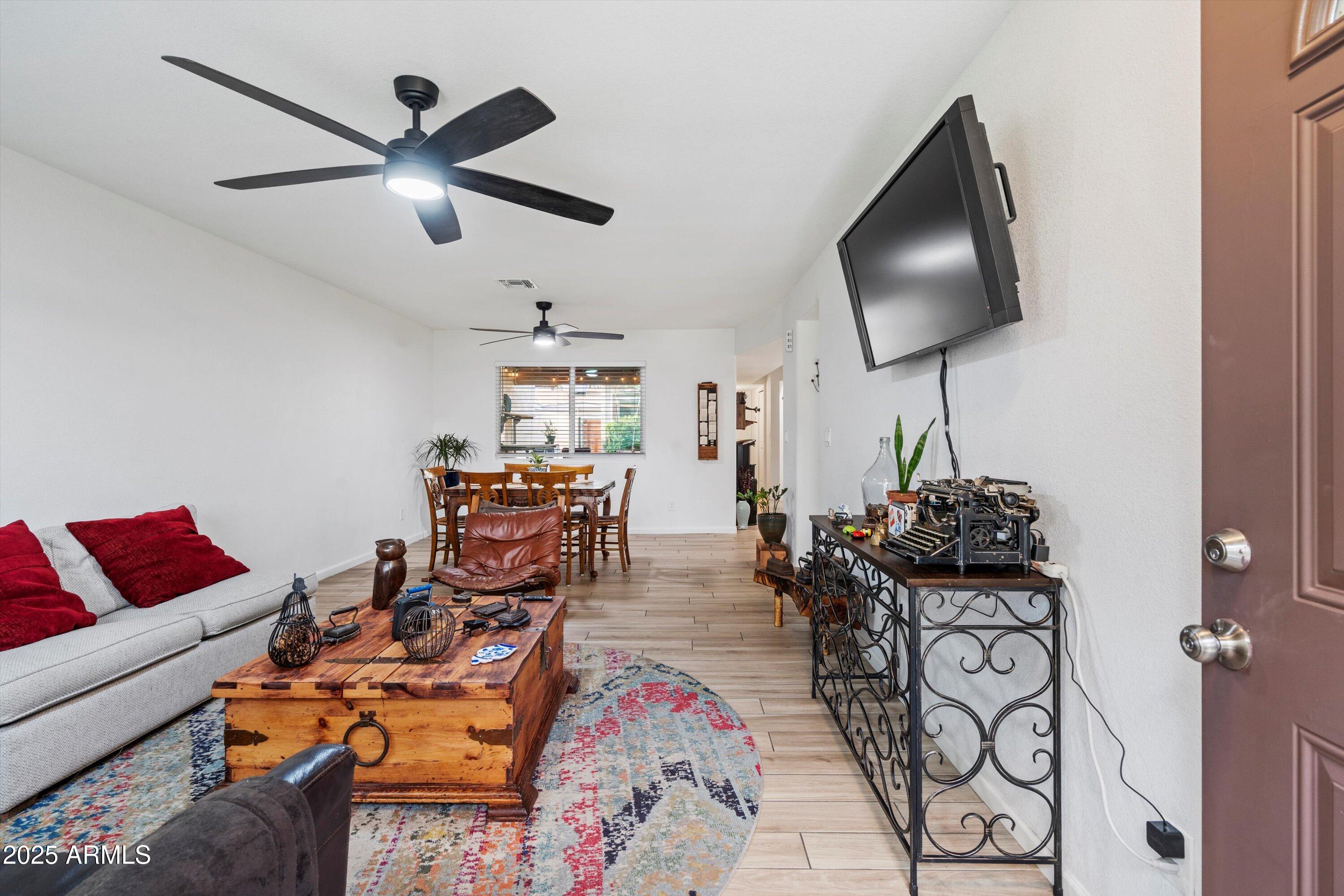 2528 N 22ND Drive