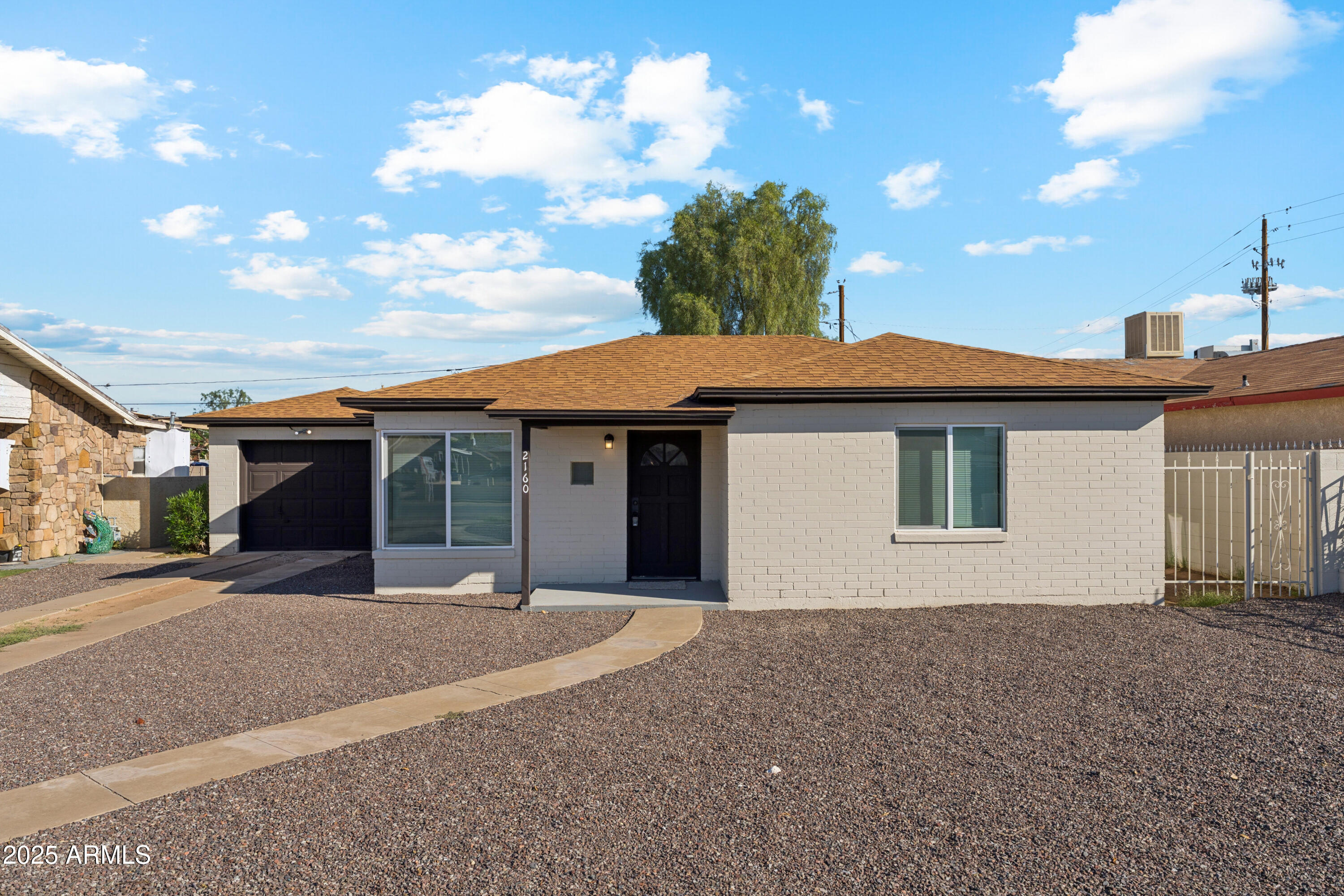 2160 E CORONA Avenue