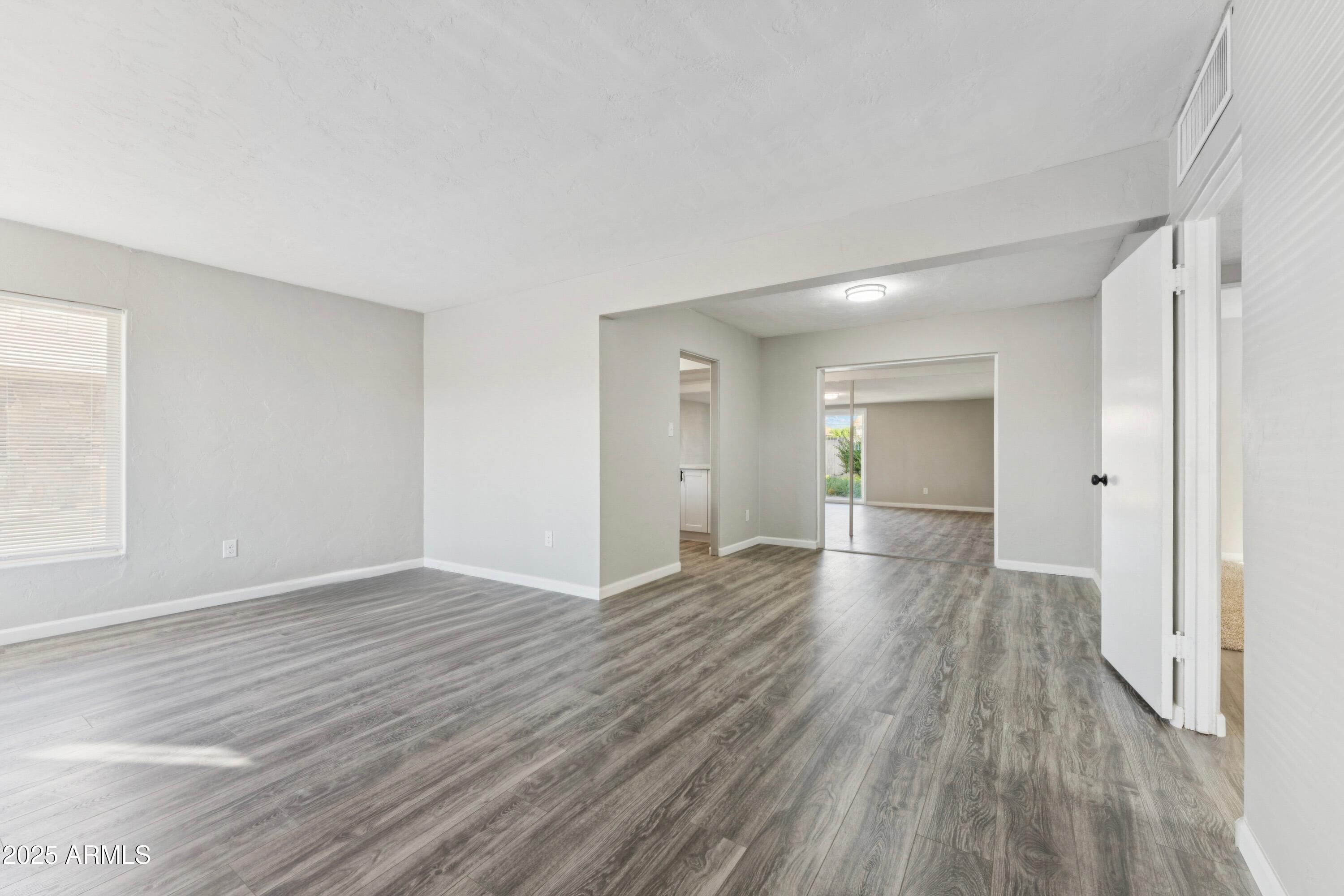 2160 E CORONA Avenue